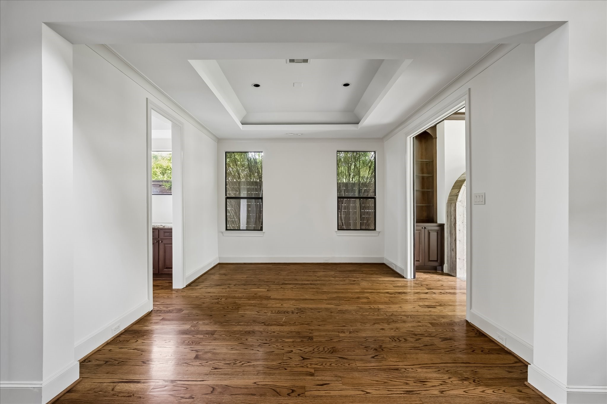 2246 Branard Street Property Photo 8