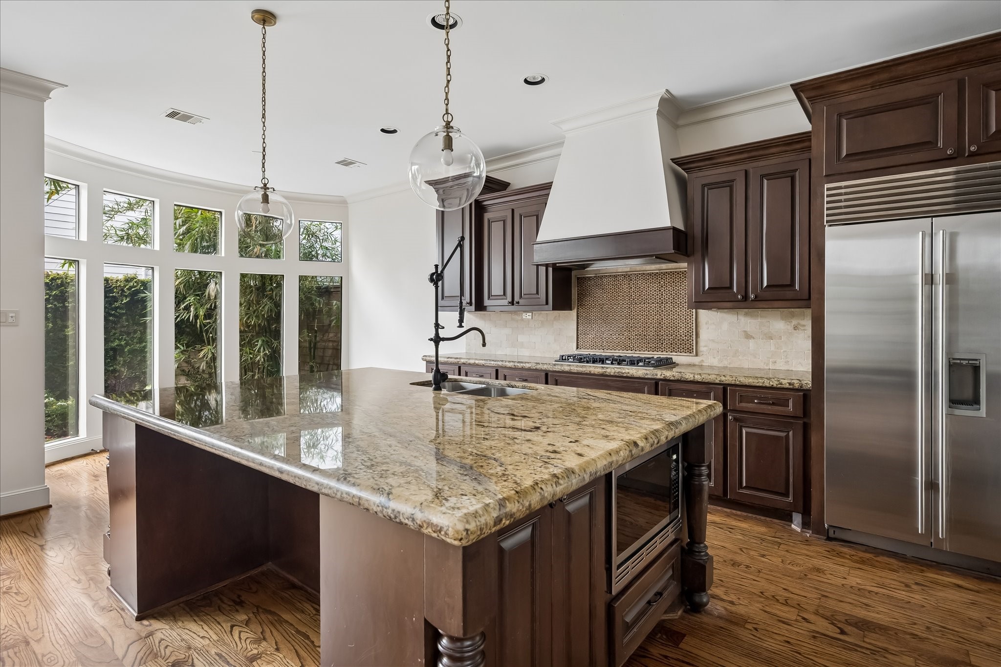 2246 Branard Street Property Photo 14