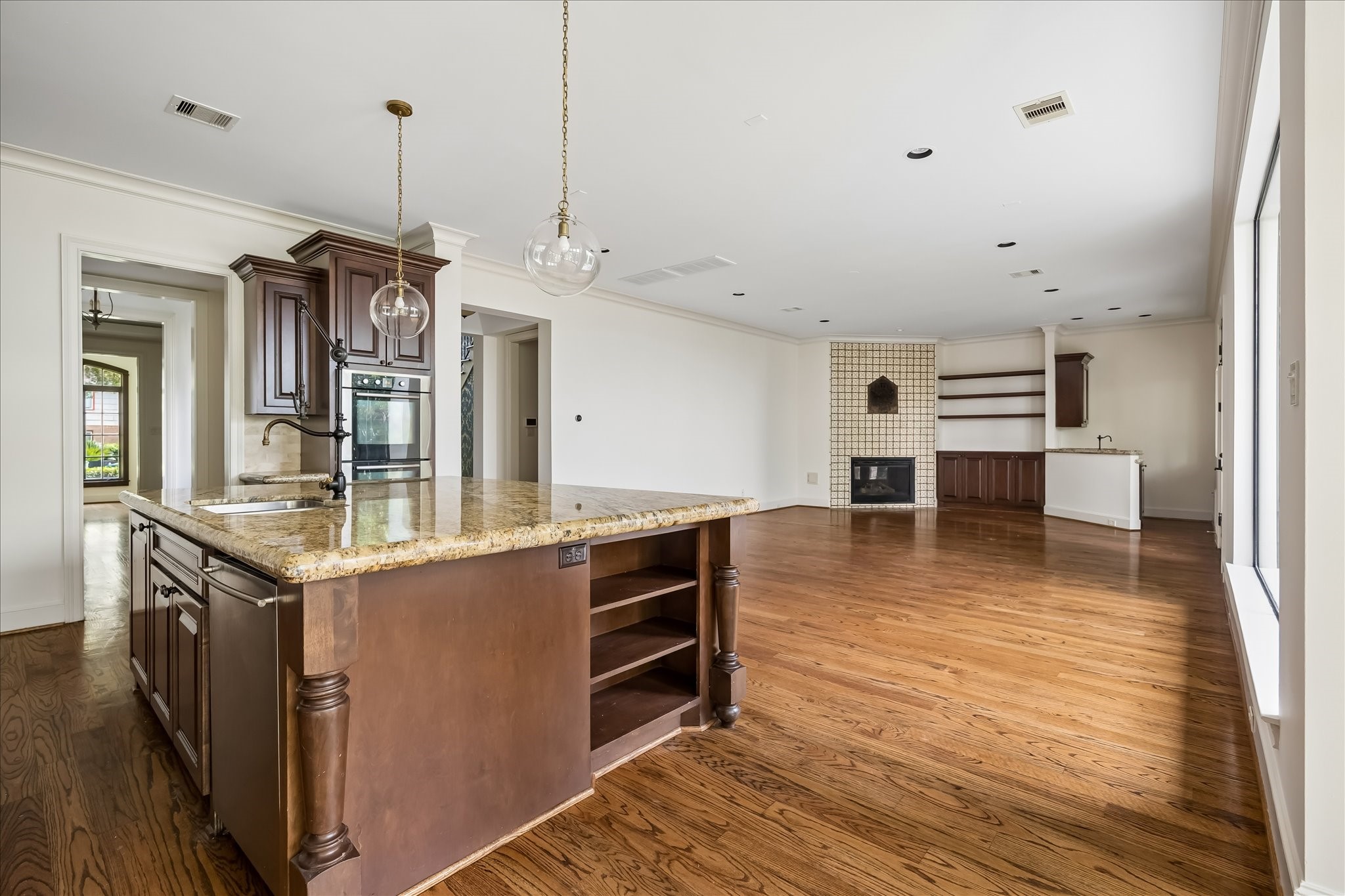 2246 Branard Street Property Photo 15