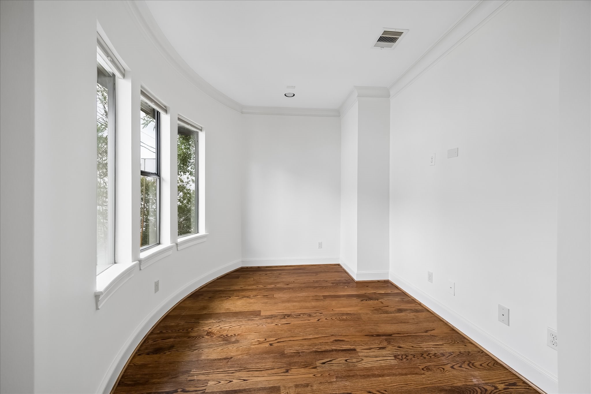 2246 Branard Street Property Photo 25