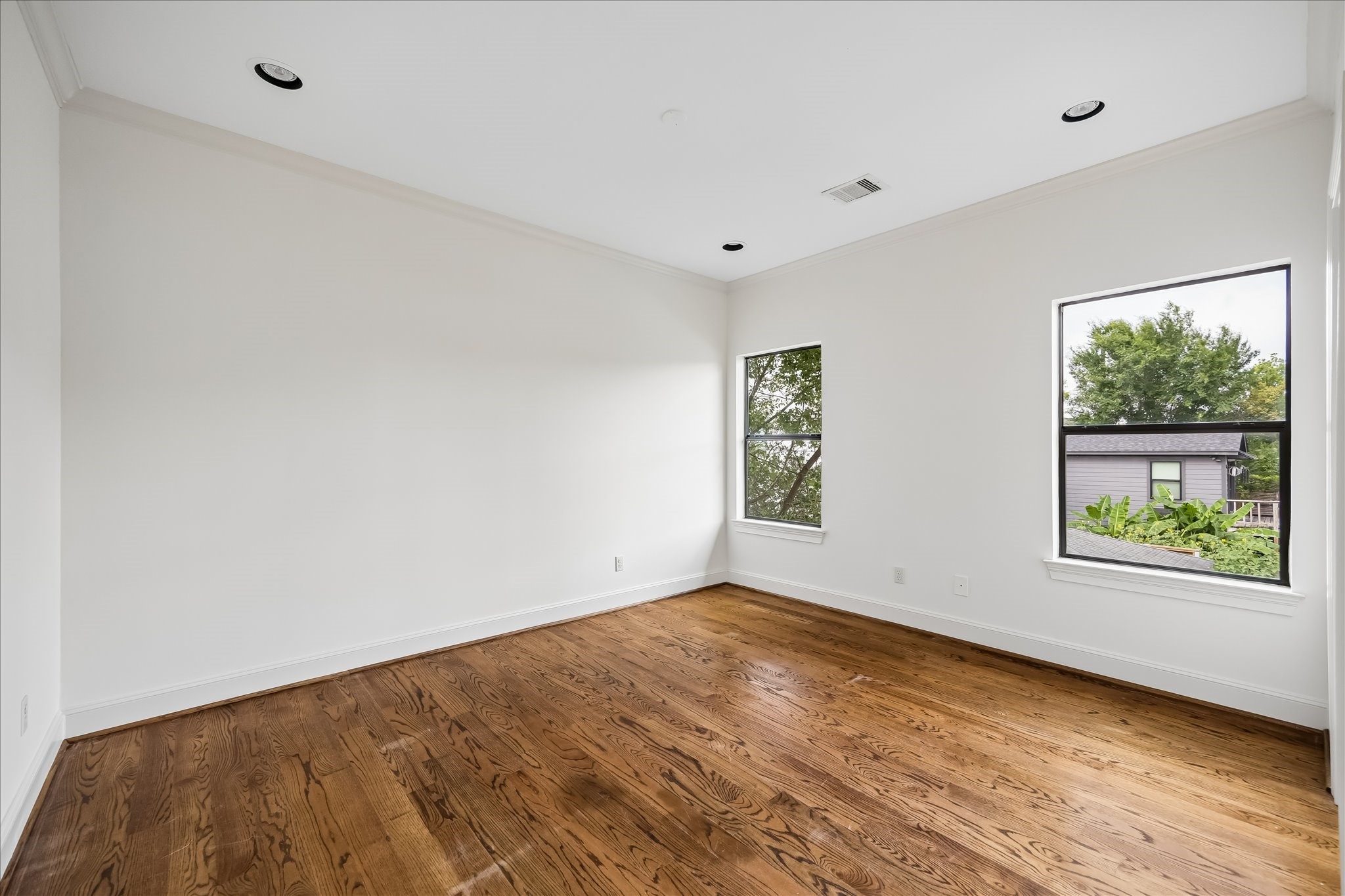 2246 Branard Street Property Photo 31