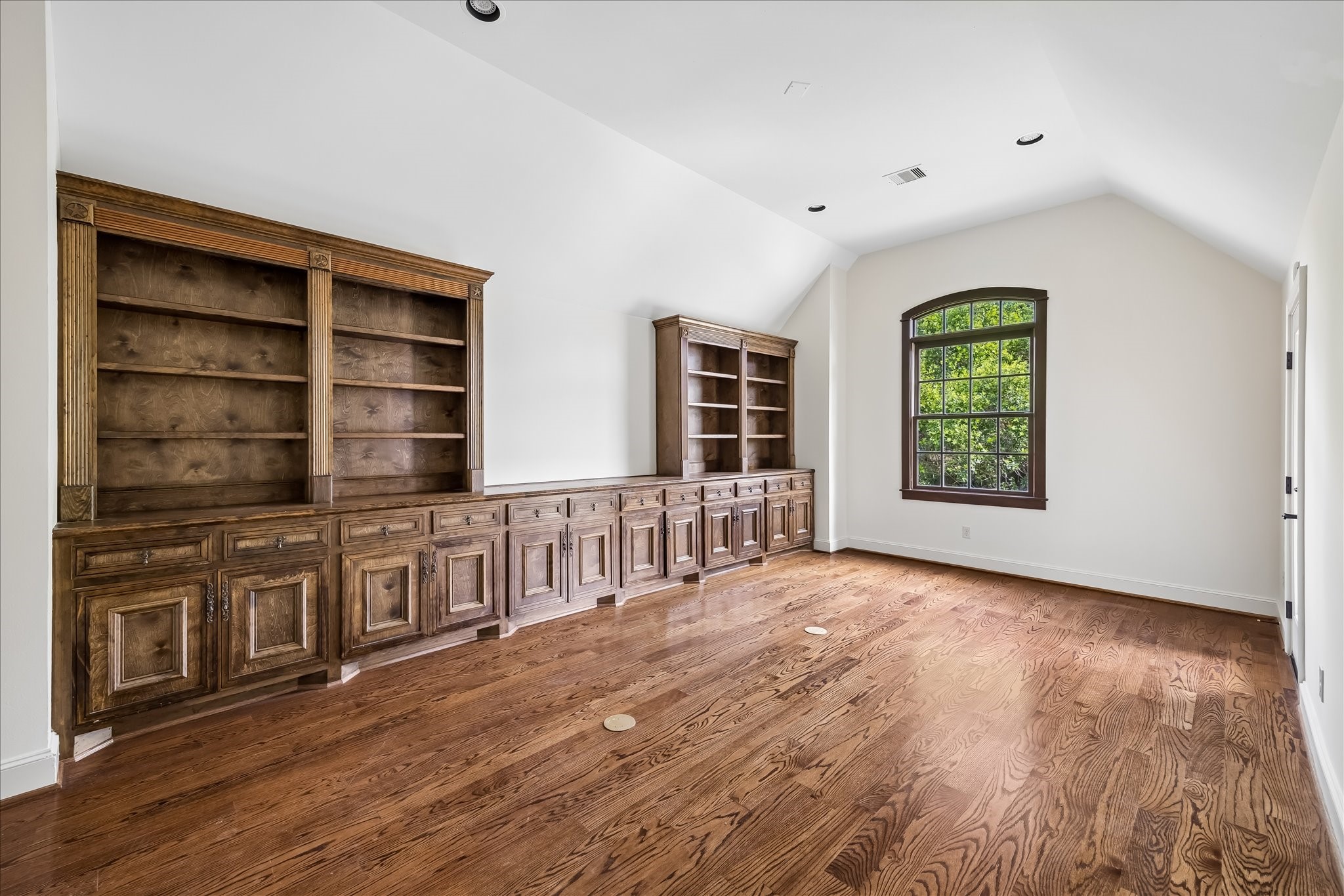 2246 Branard Street Property Photo 33