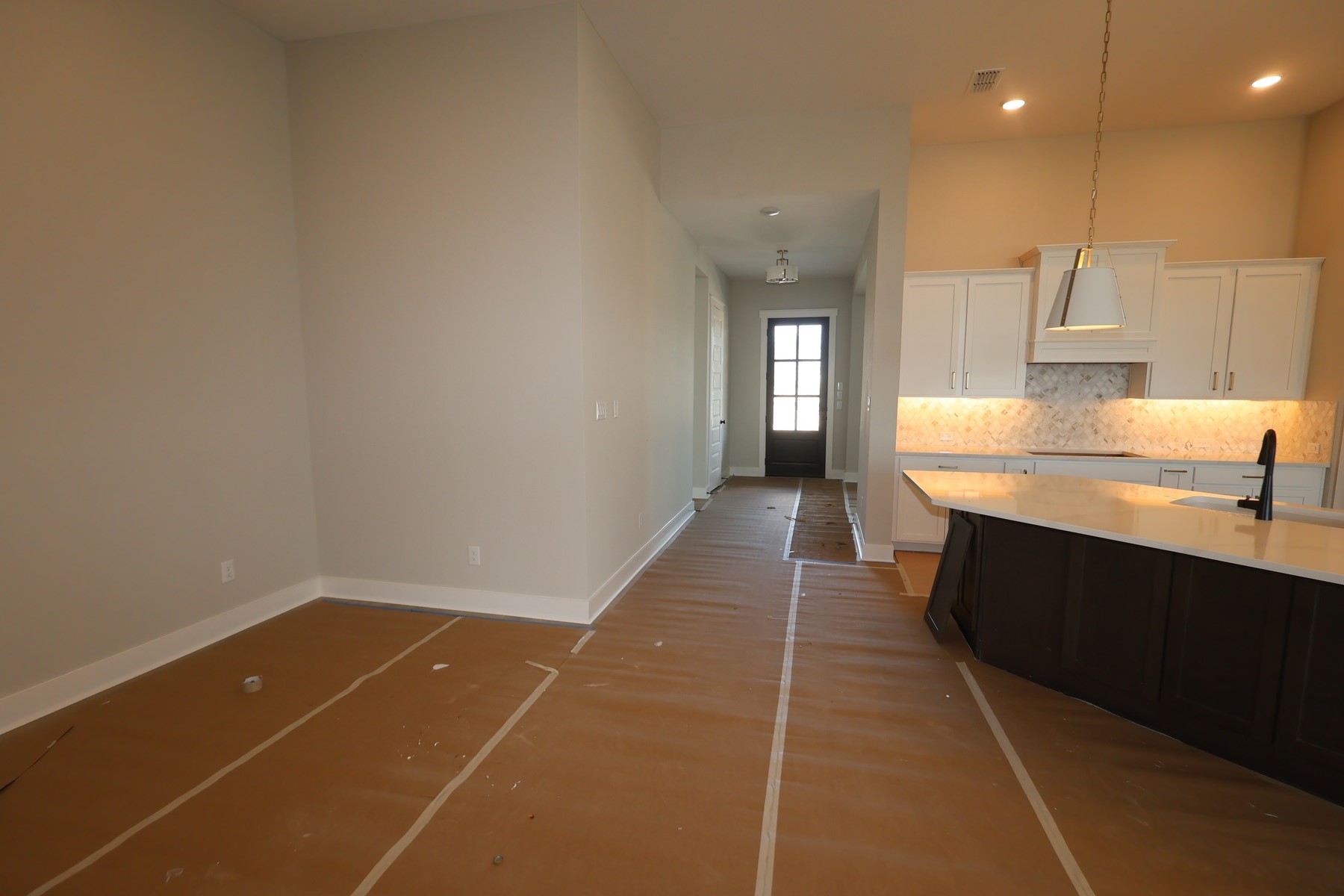 12415 Emerald Enclave Drive Property Photo 6