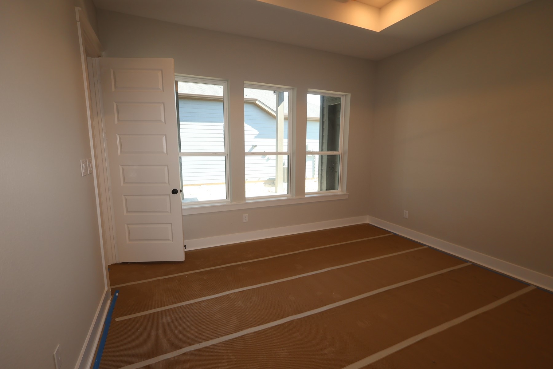 12415 Emerald Enclave Drive Property Photo 10