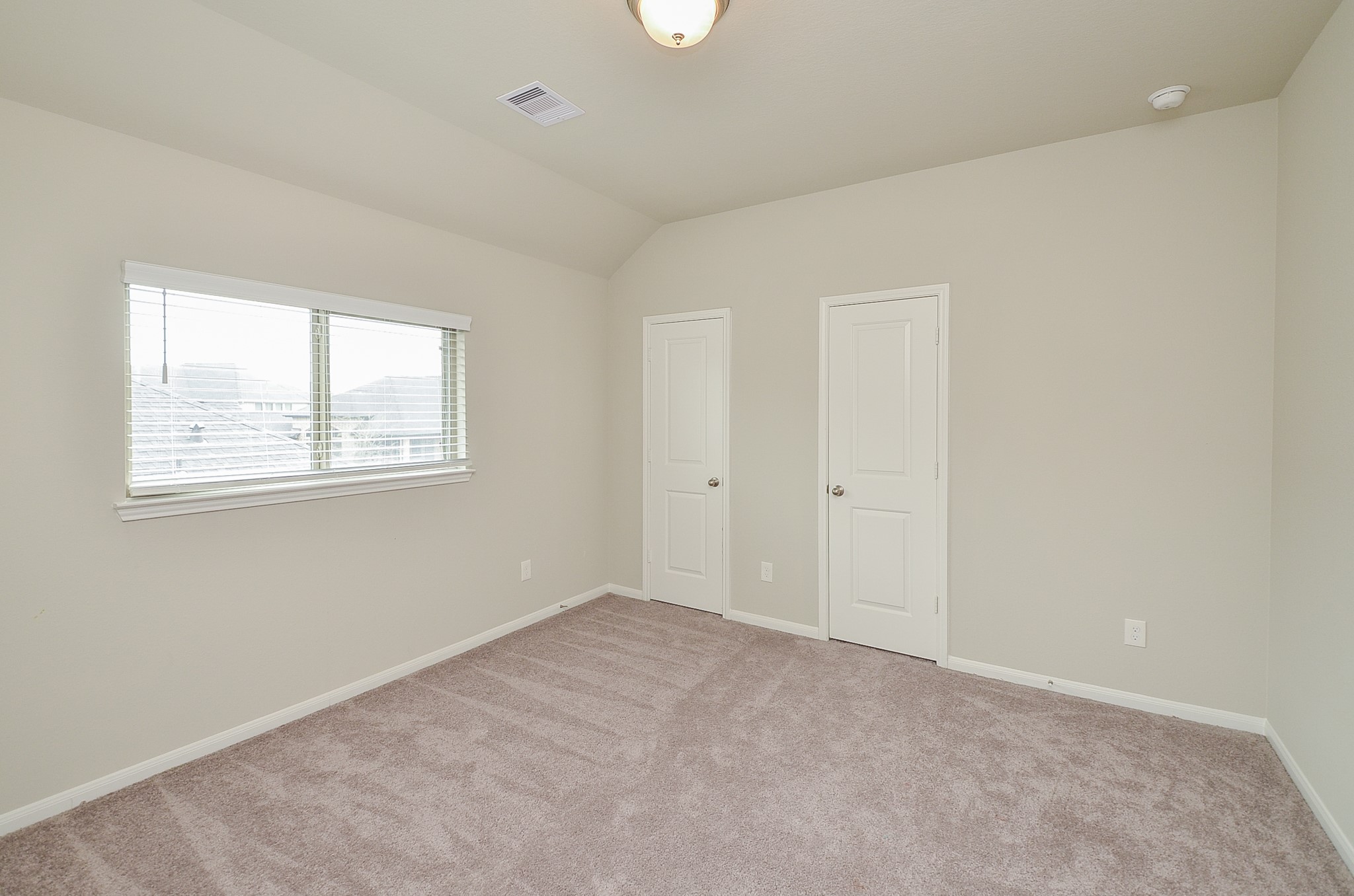 3035 Dragonlet Lane Property Photo 7