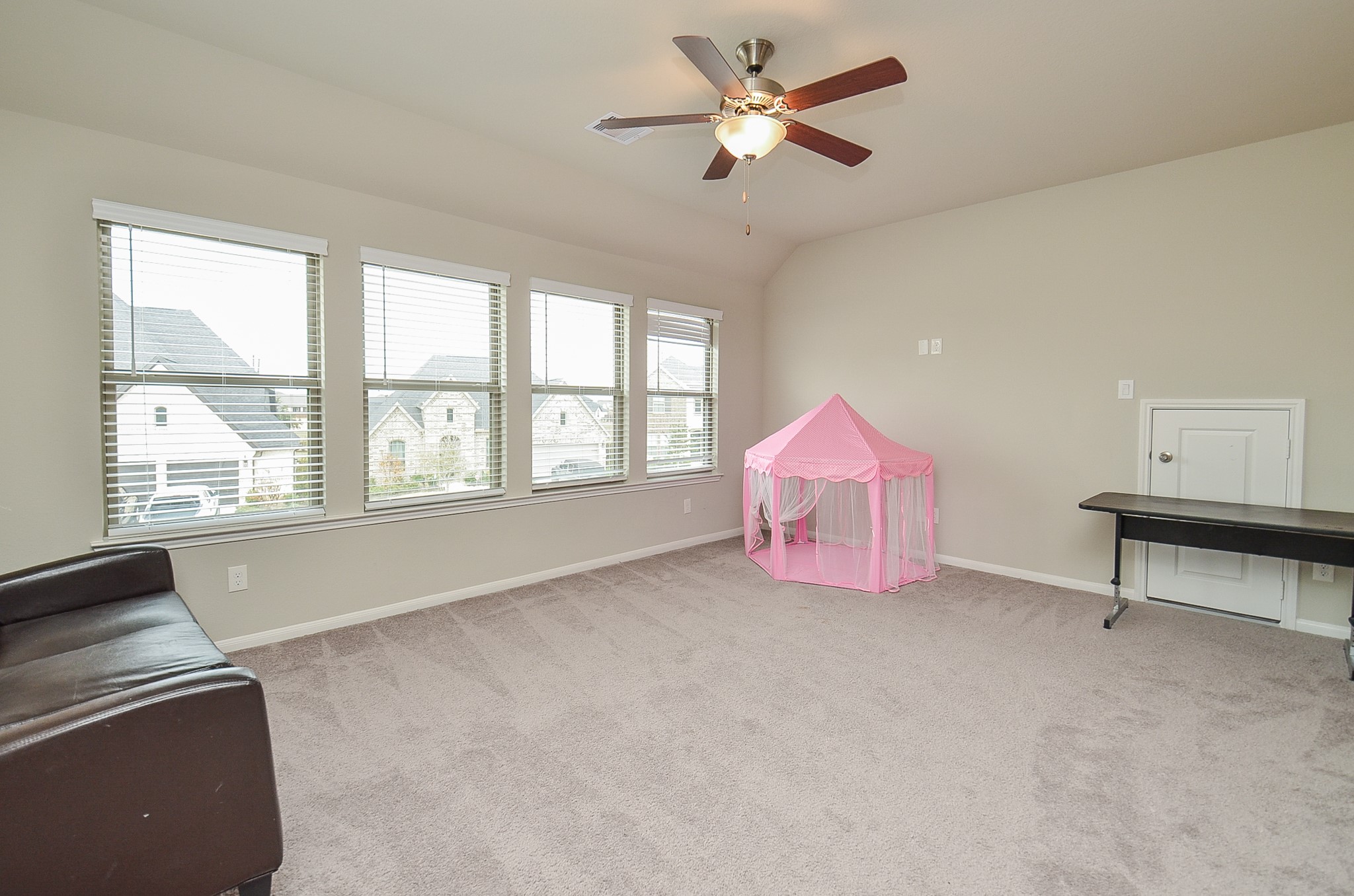 3035 Dragonlet Lane Property Photo 10