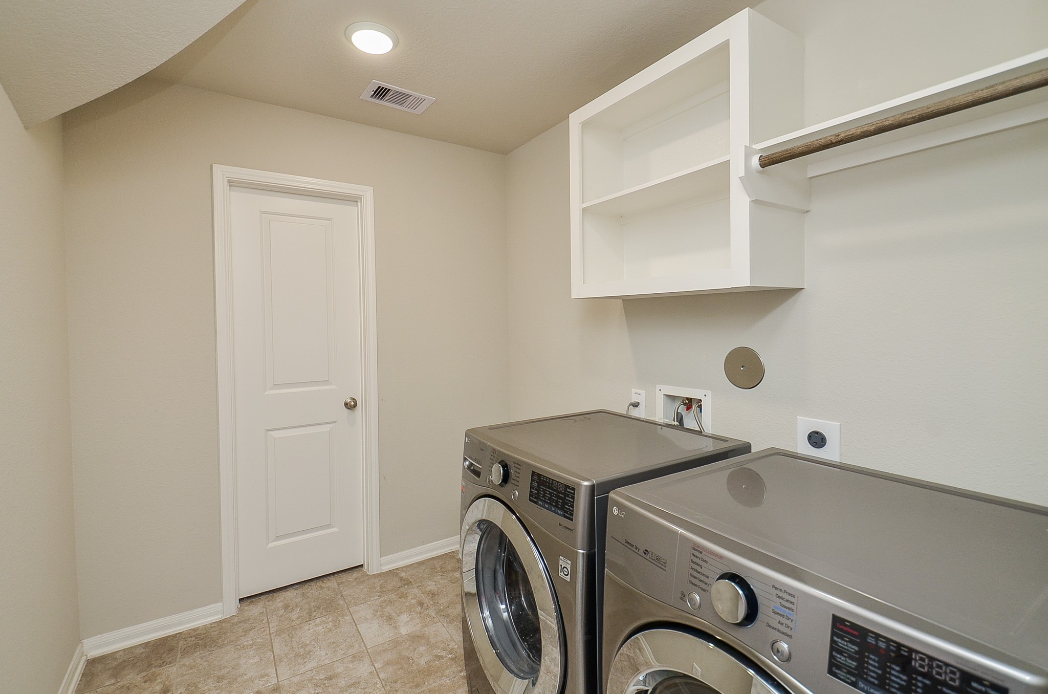 3035 Dragonlet Lane Property Photo 39