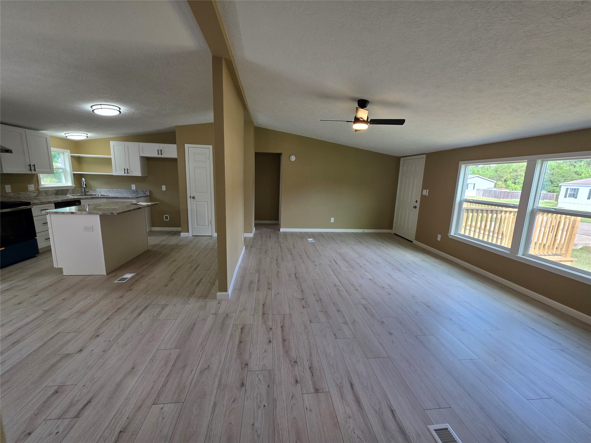 16423 Trenda Court Property Photo 19