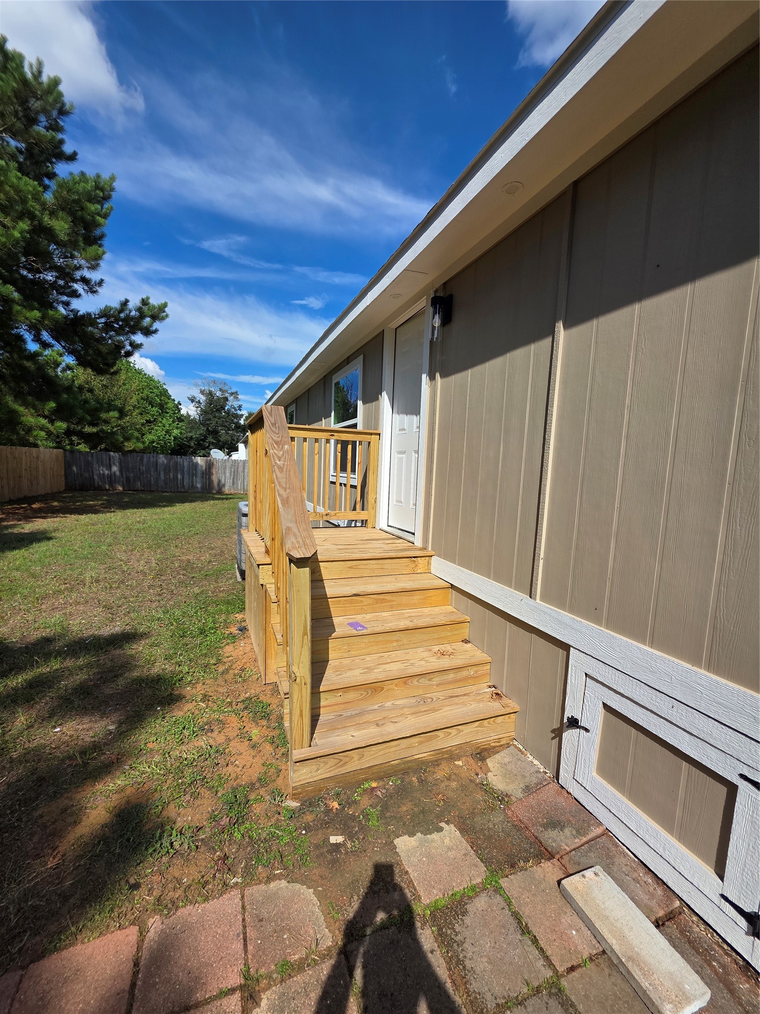 16423 Trenda Court Property Photo 21