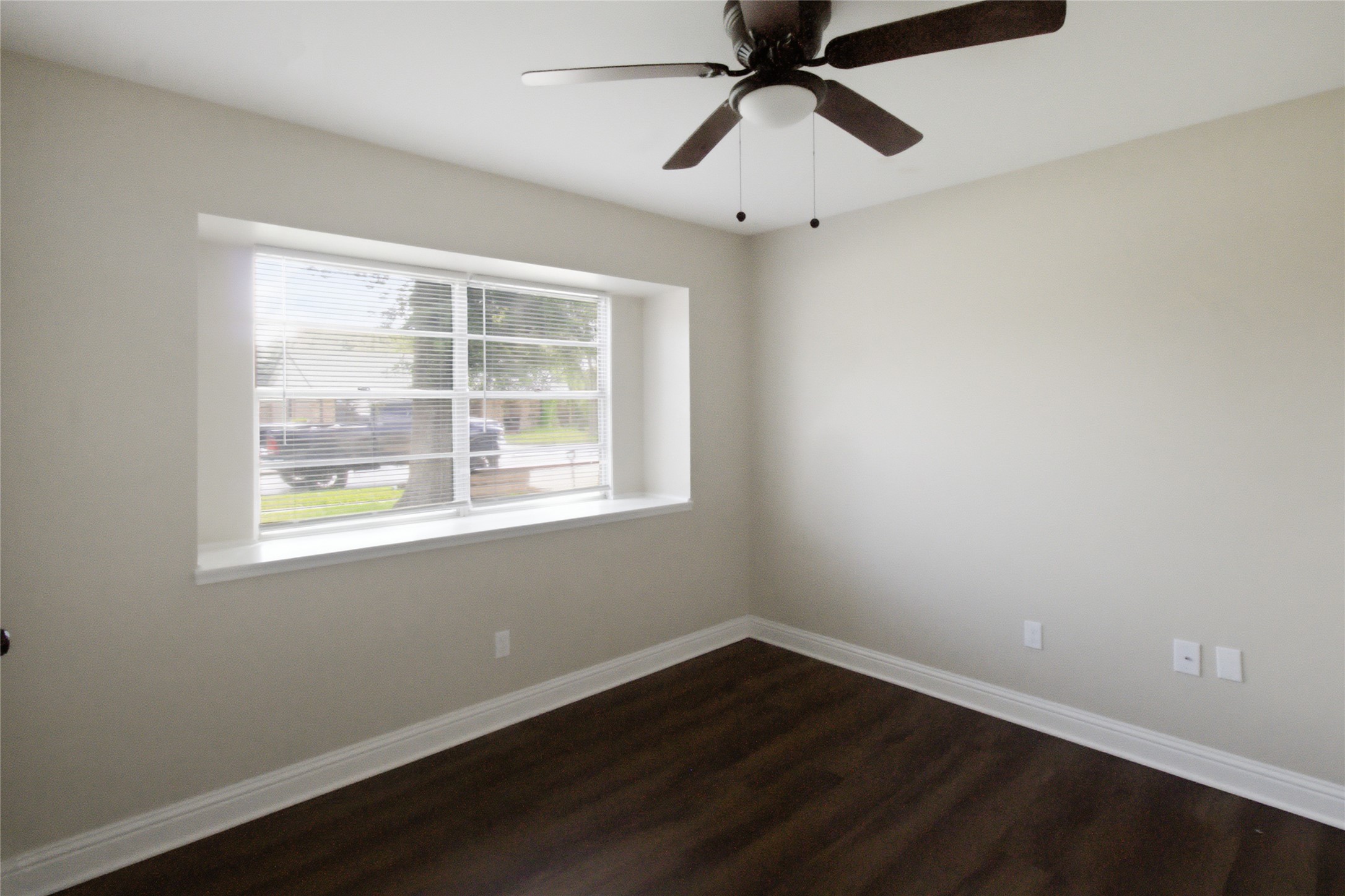 2106 Rose Rd Property Photo 14