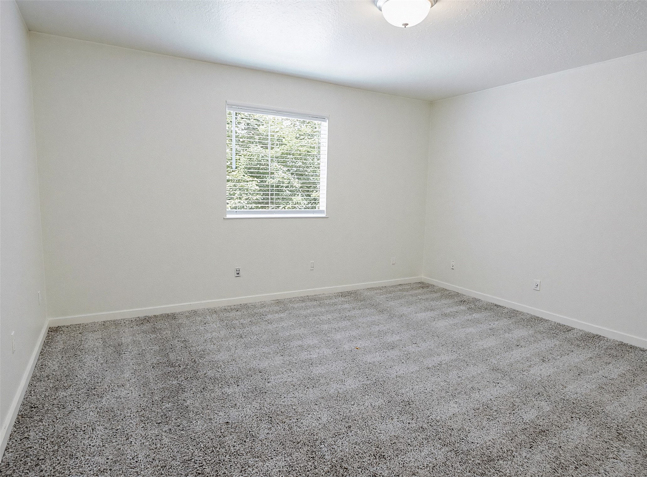 21155 Gosling Road 7b Property Photo 19