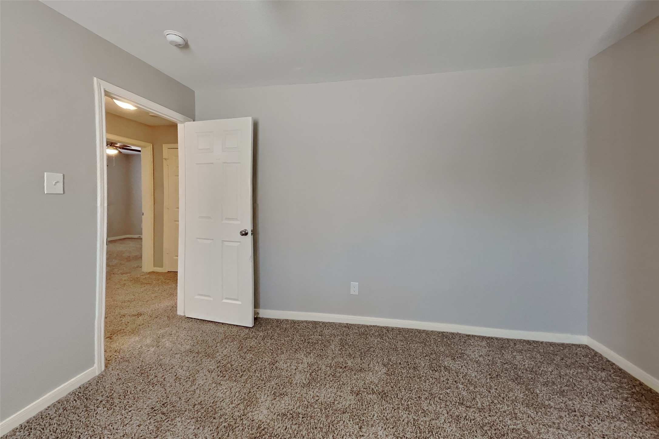 4294 Medina River Loop Property Photo 10