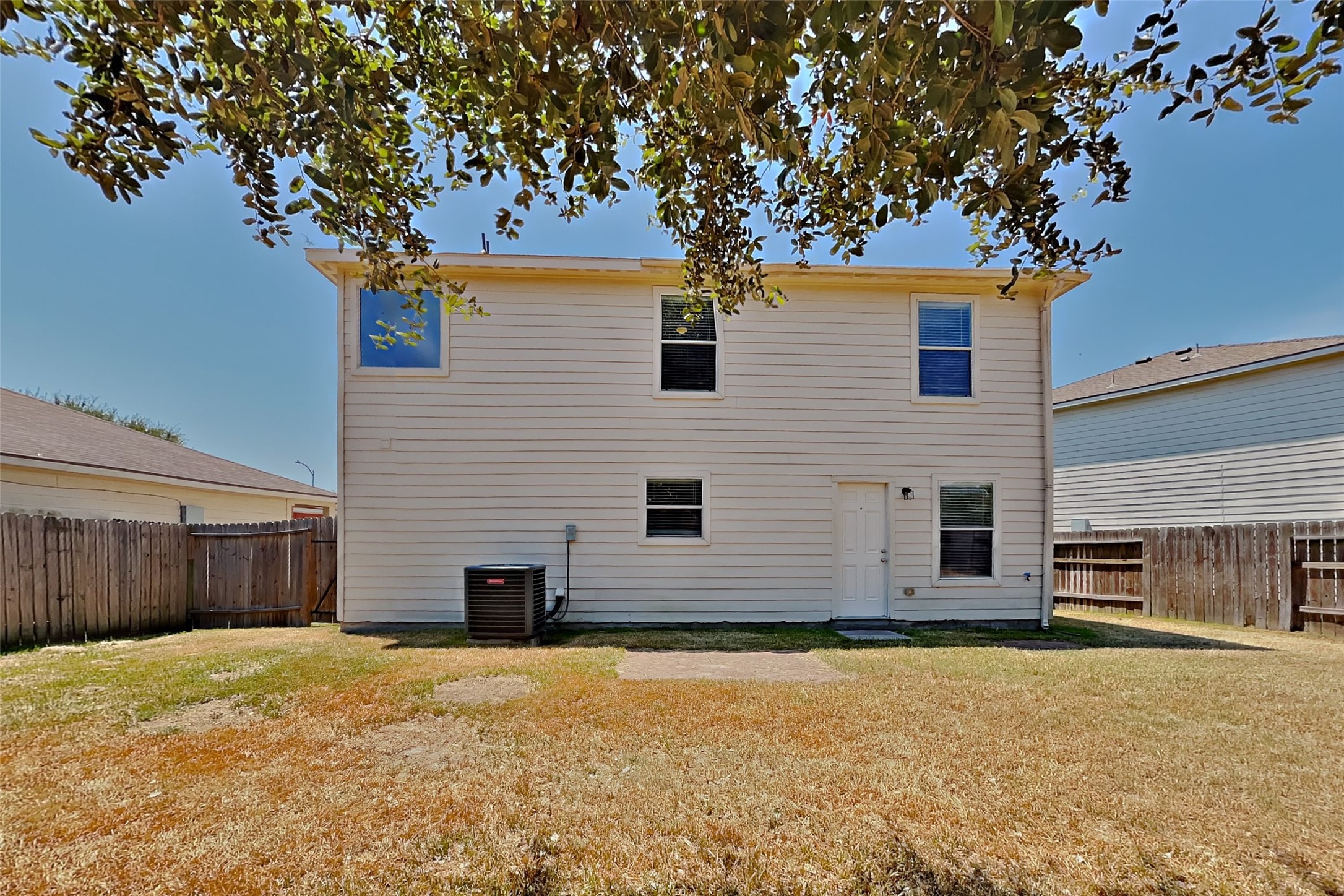 4294 Medina River Loop Property Photo 18