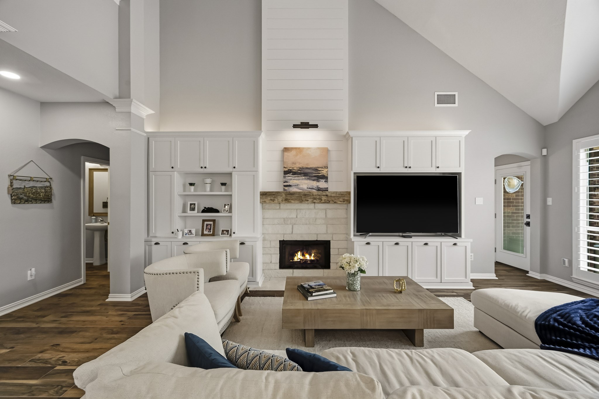 5702 Misty Island Court Property Photo 14