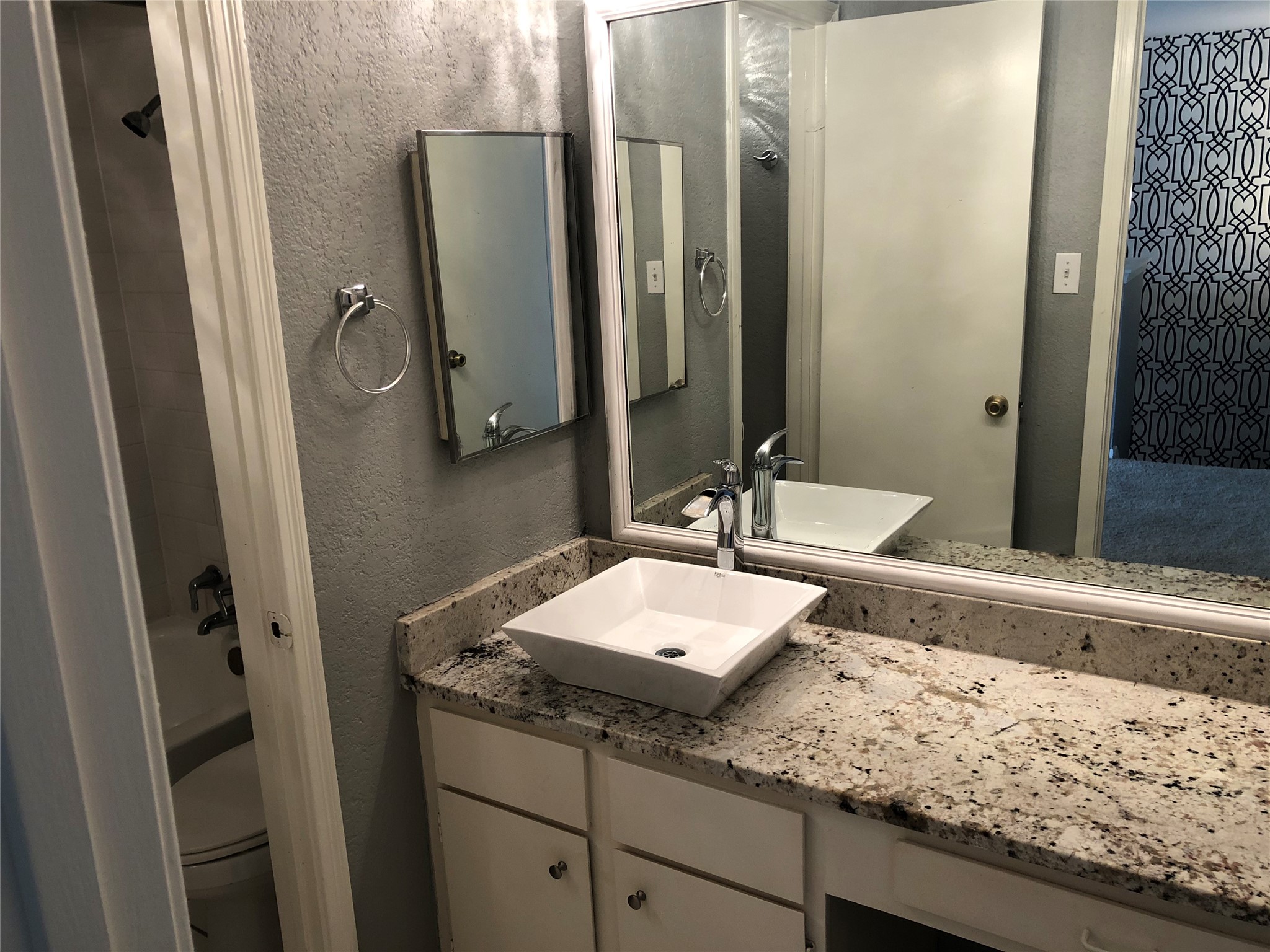 10615 Briar Forest Drive 107 Property Photo 11