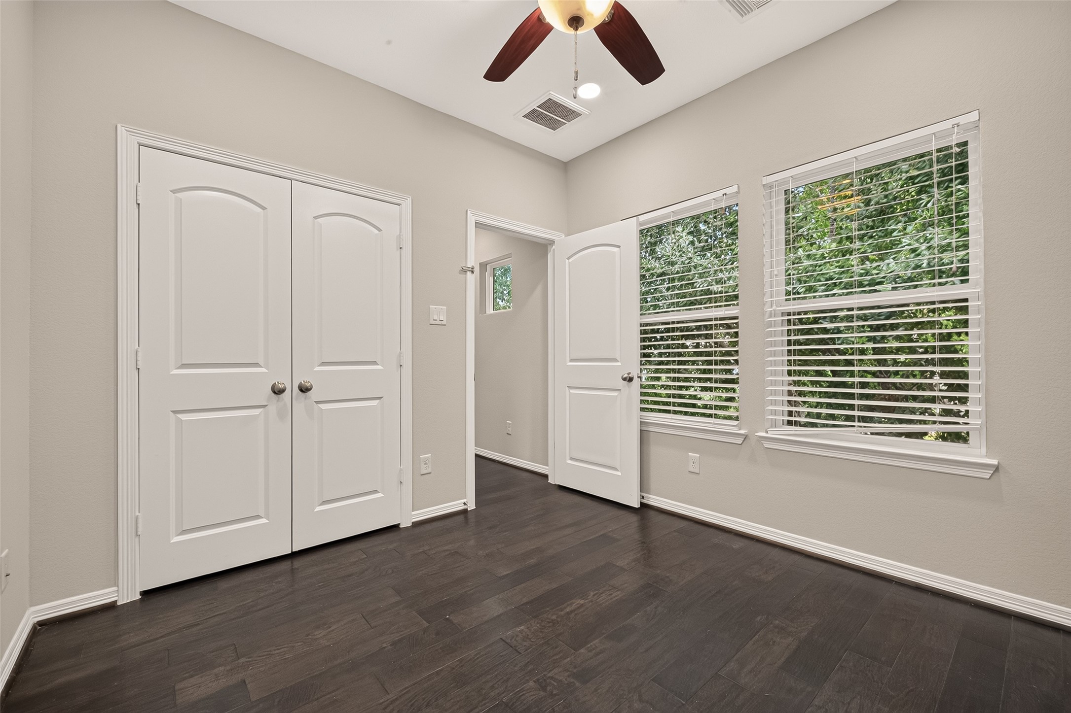2213 Bellefontaine Street Property Photo 20