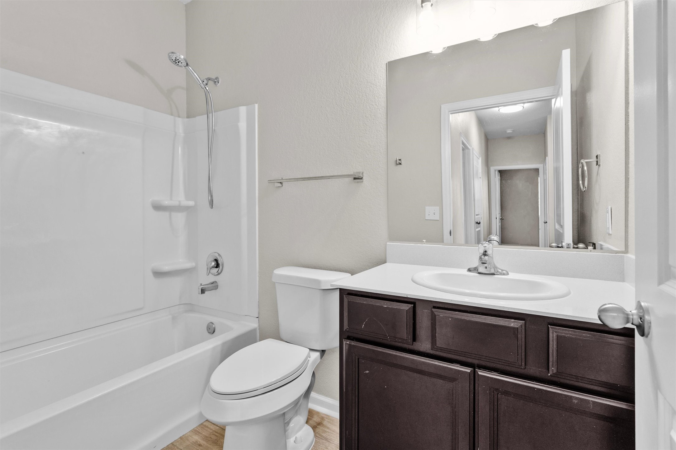1028 White Birch Lane Property Photo 18