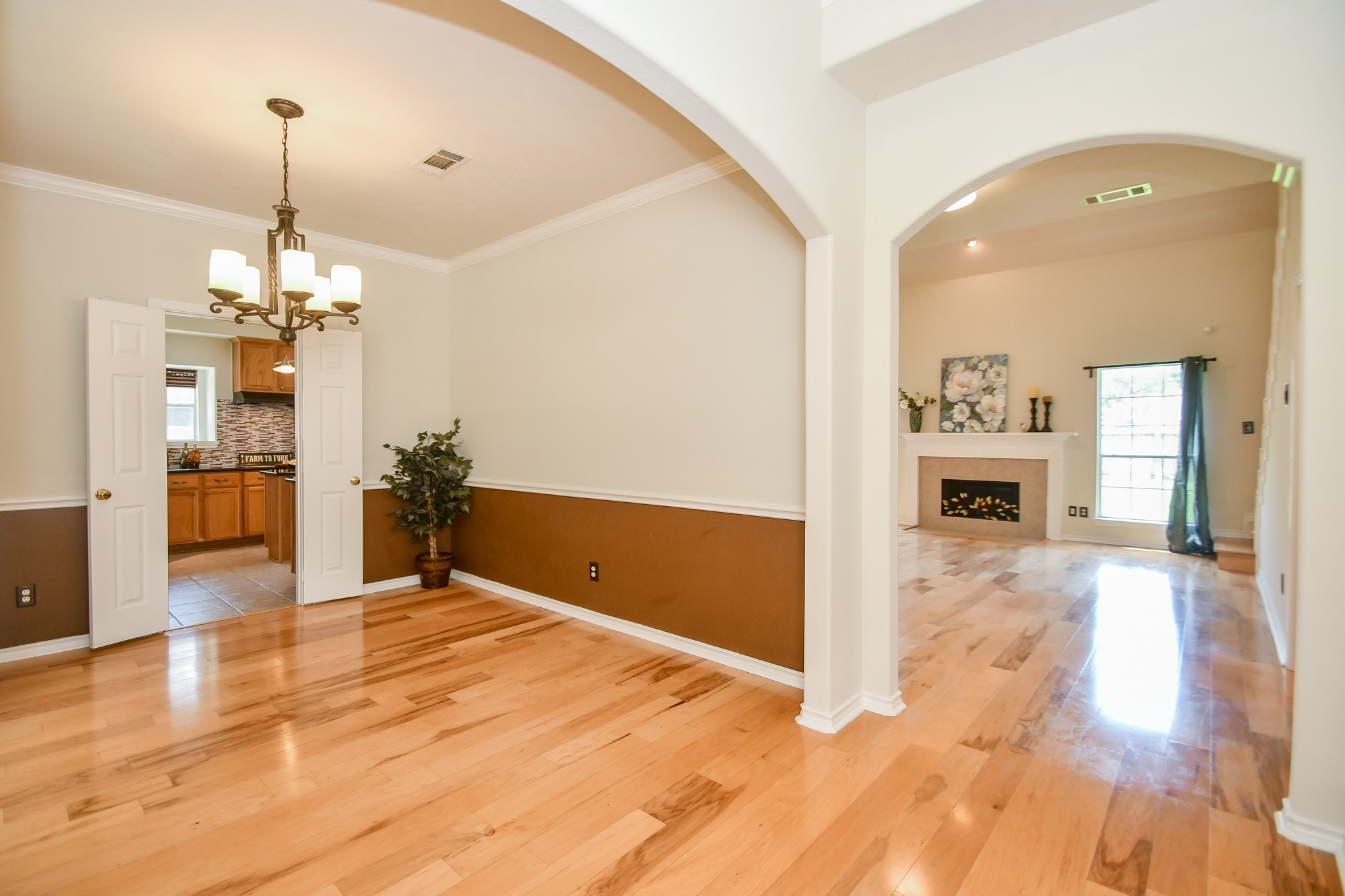 20735 Park Pine Drive Property Photo 8