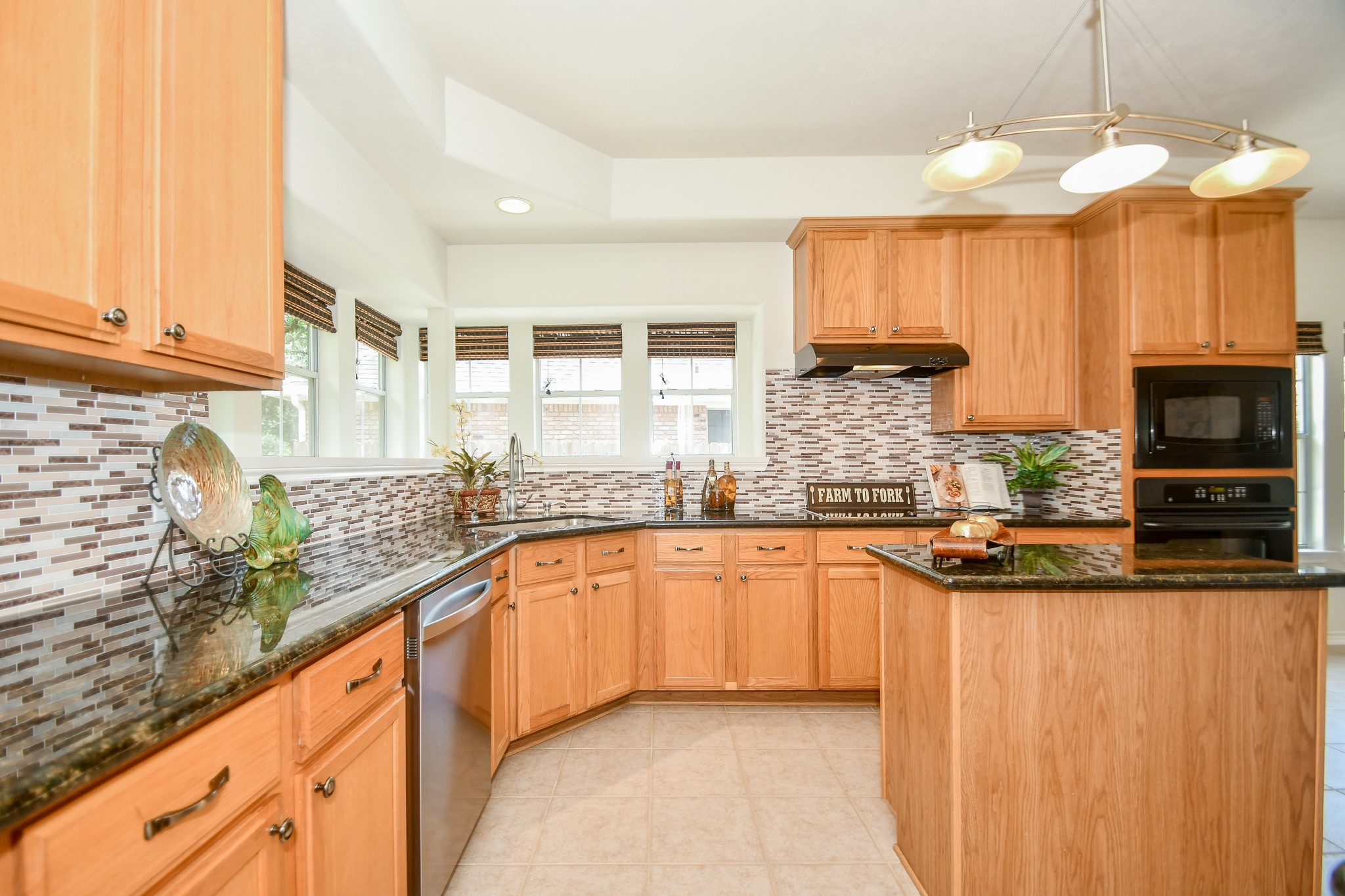 20735 Park Pine Drive Property Photo 9
