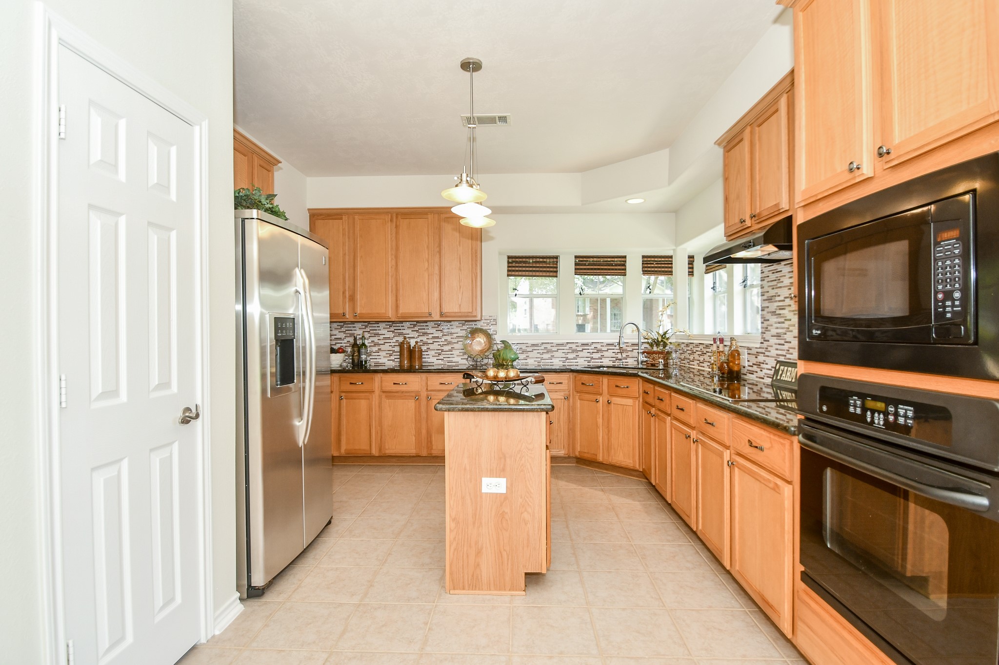 20735 Park Pine Drive Property Photo 14
