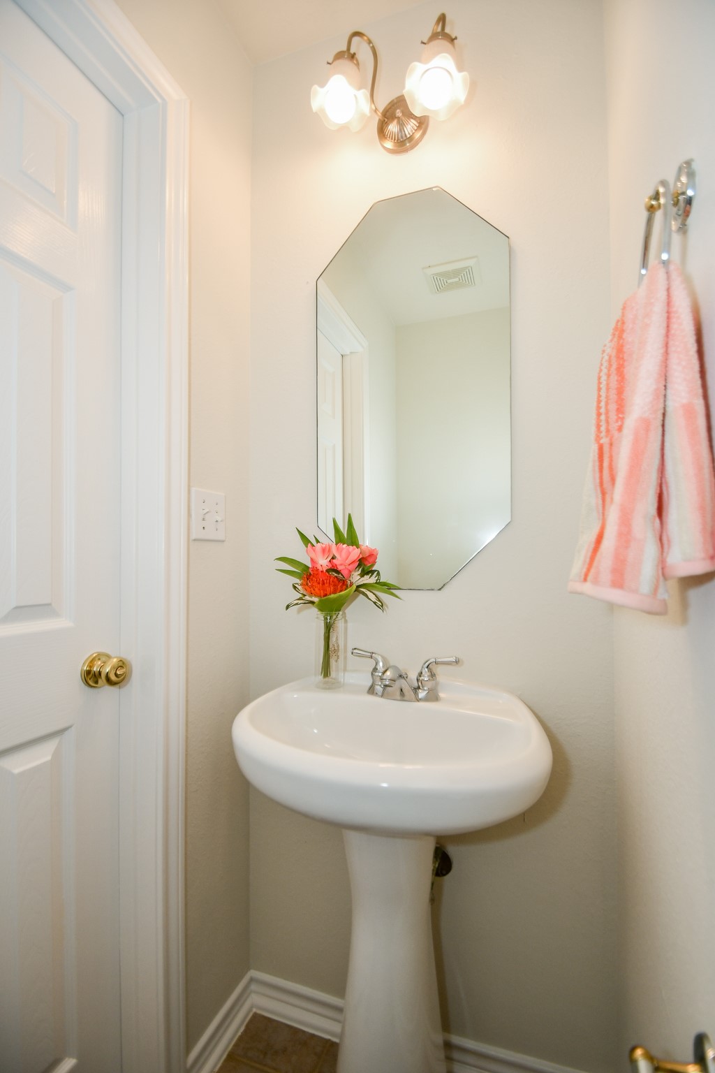 20735 Park Pine Drive Property Photo 22