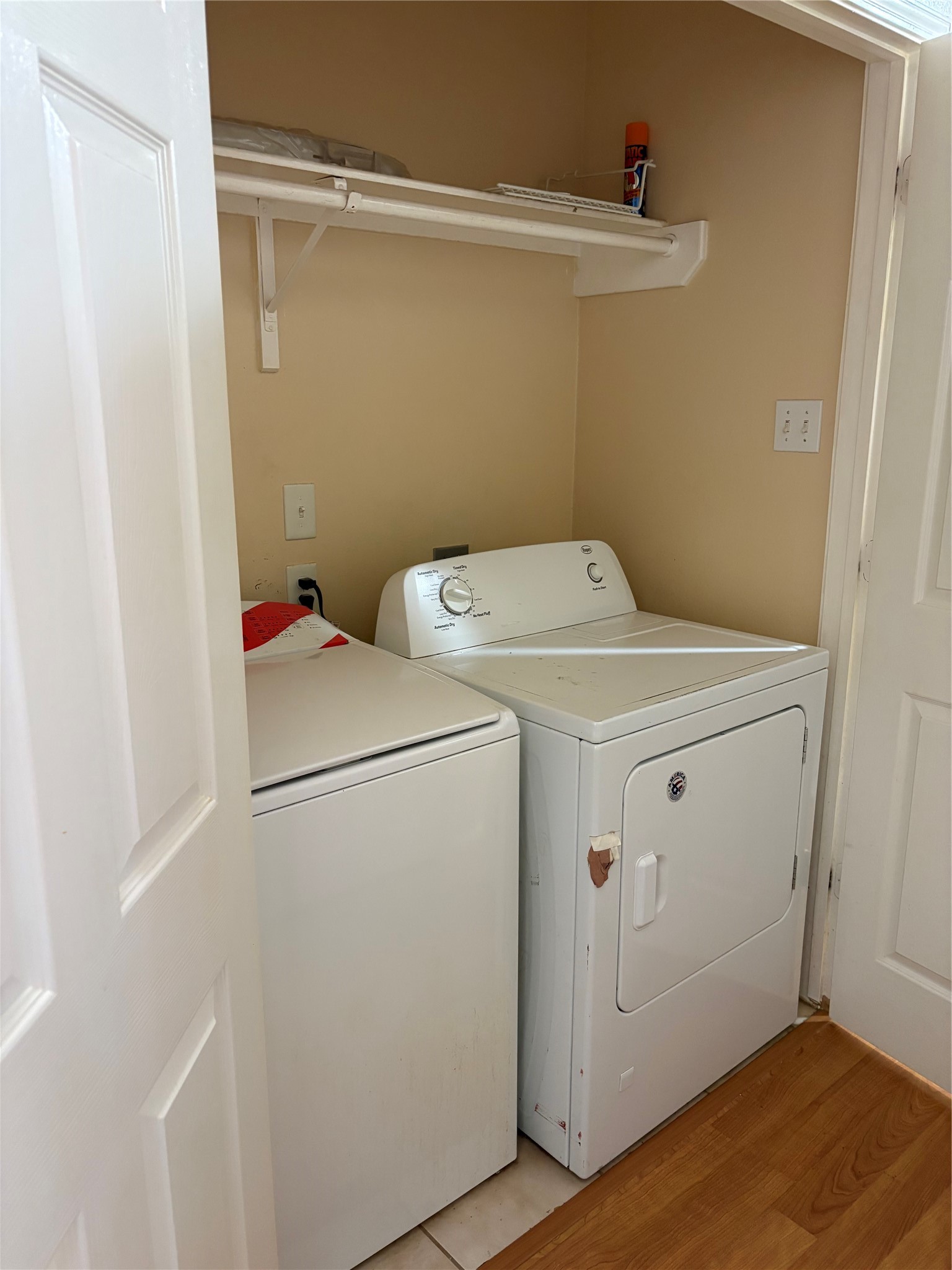 5026 Aquagate Drive Property Photo 25