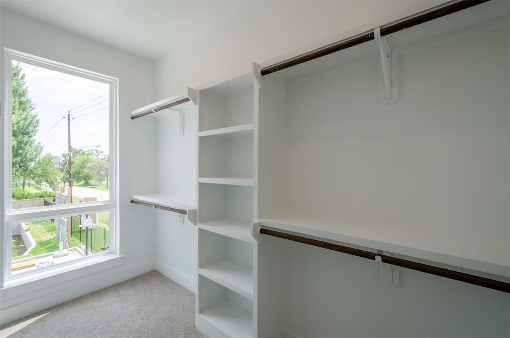 4507 Whitney Park Way Property Photo 11