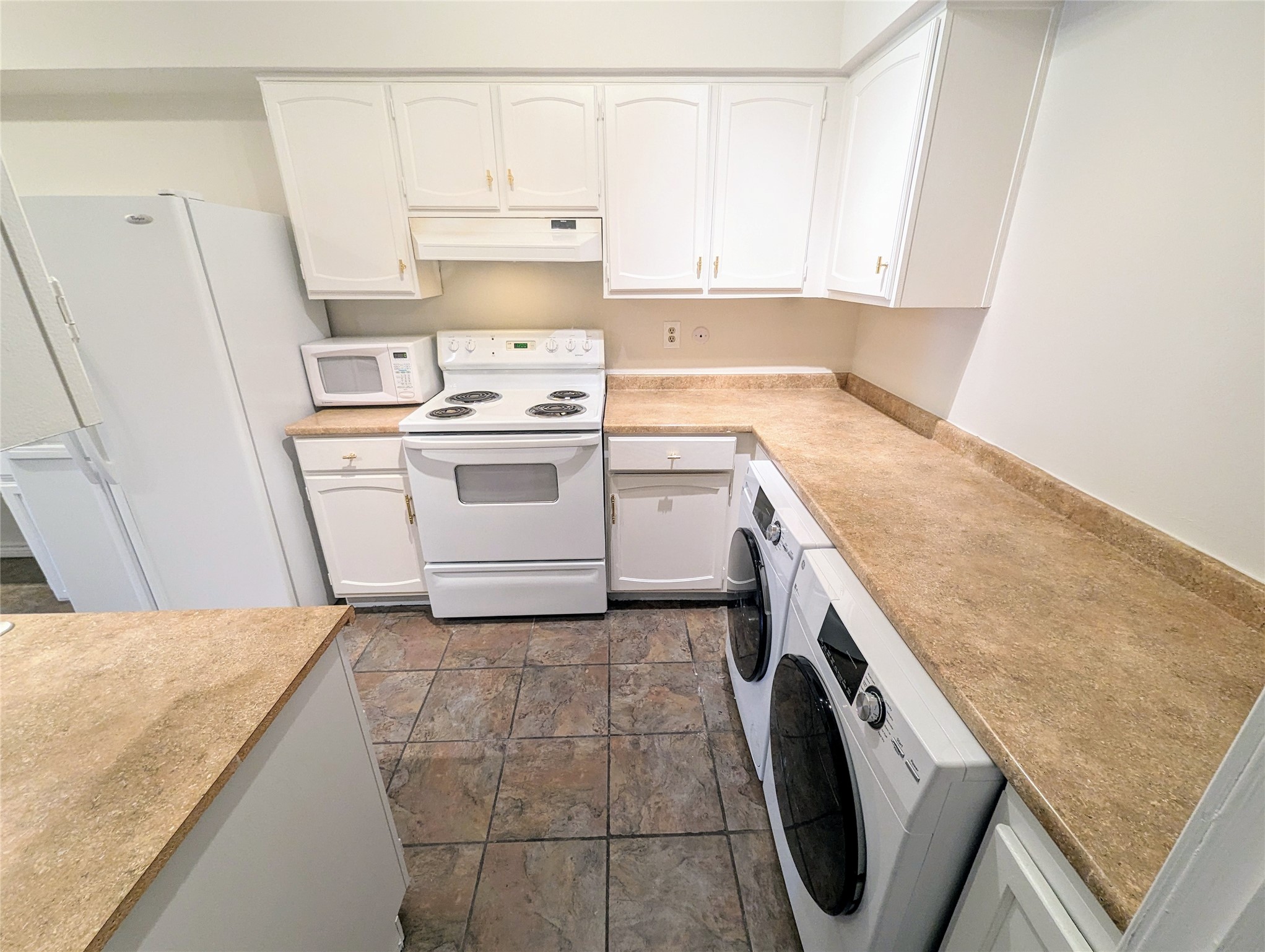 355 N Post Oak Lane 638 Property Photo 12