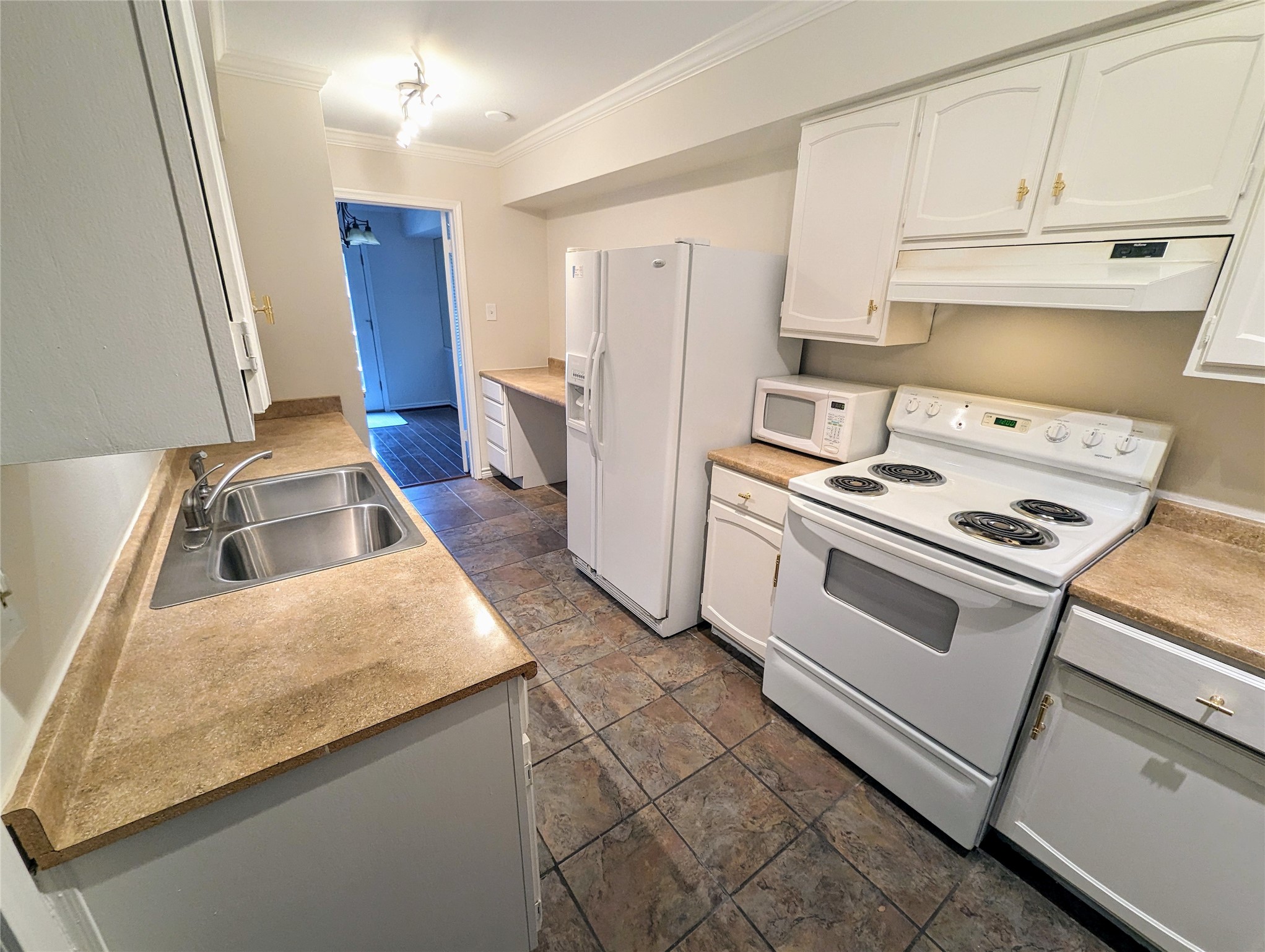 355 N Post Oak Lane 638 Property Photo 13