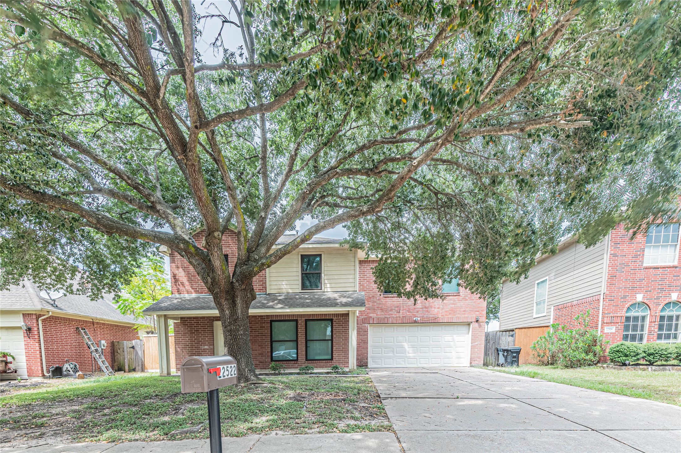 22522 Heather Way Court Property Photo 3