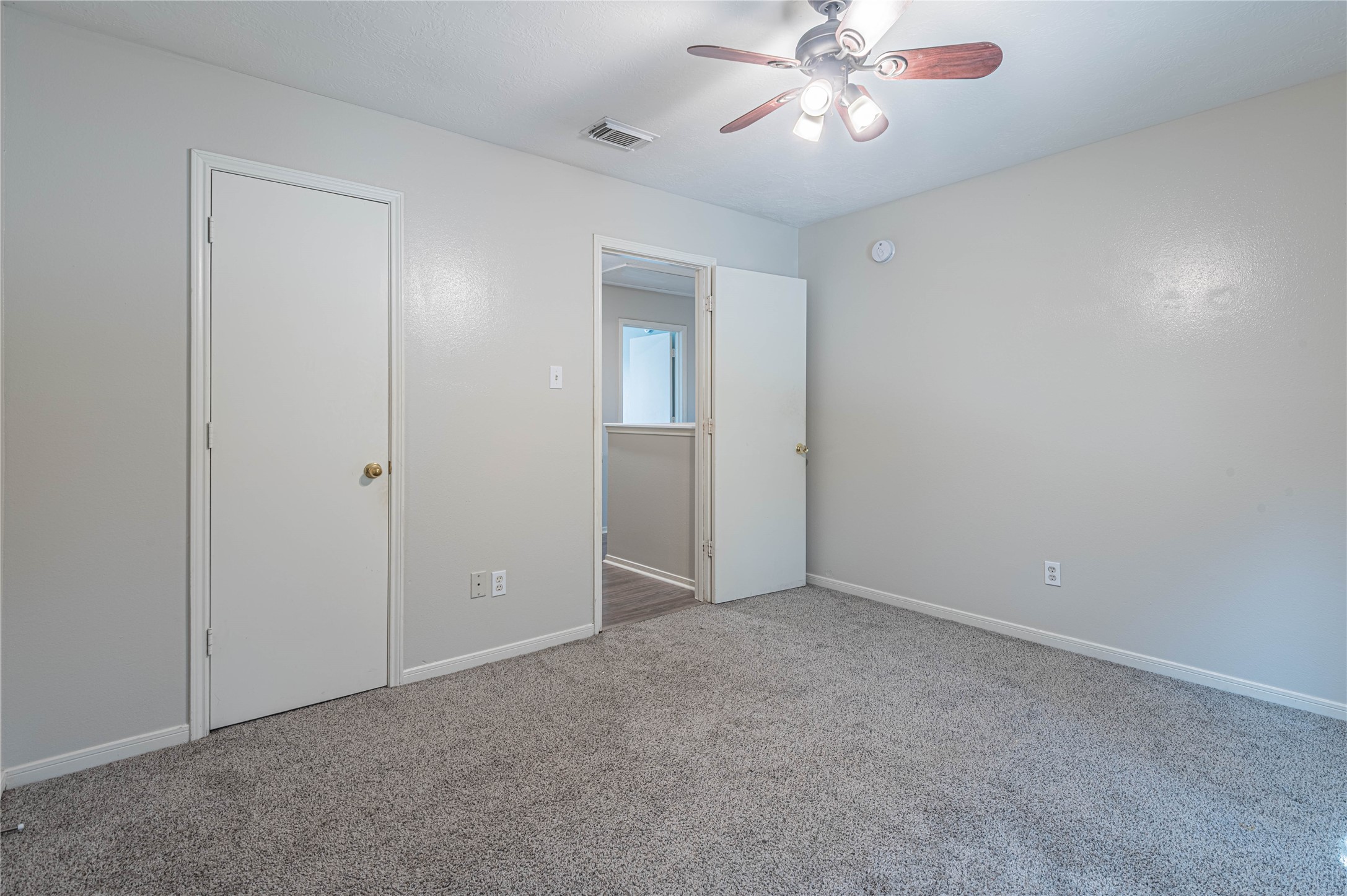 22522 Heather Way Court Property Photo 4