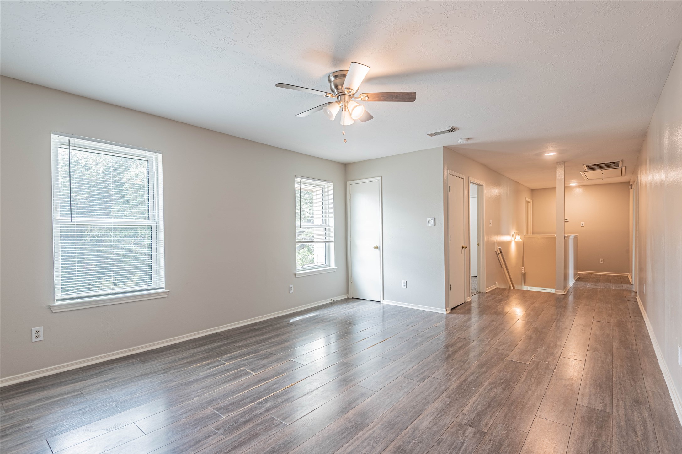 22522 Heather Way Court Property Photo 8