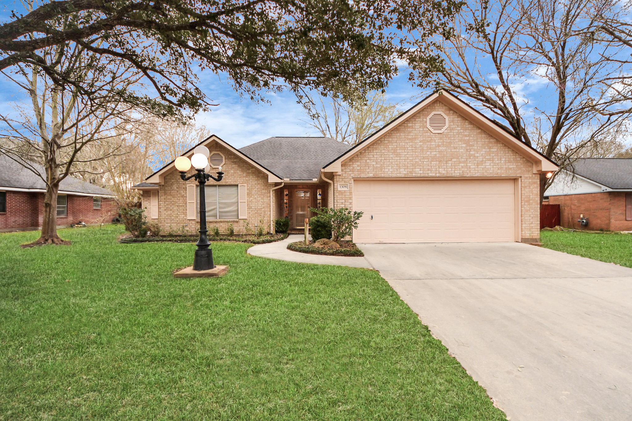 1306 Quail Hollow Lane Property Photo 1