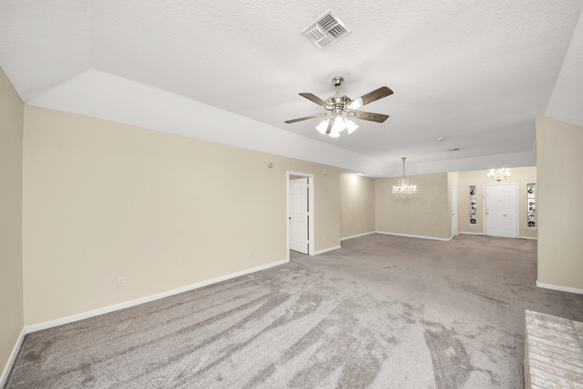 1306 Quail Hollow Lane Property Photo 8