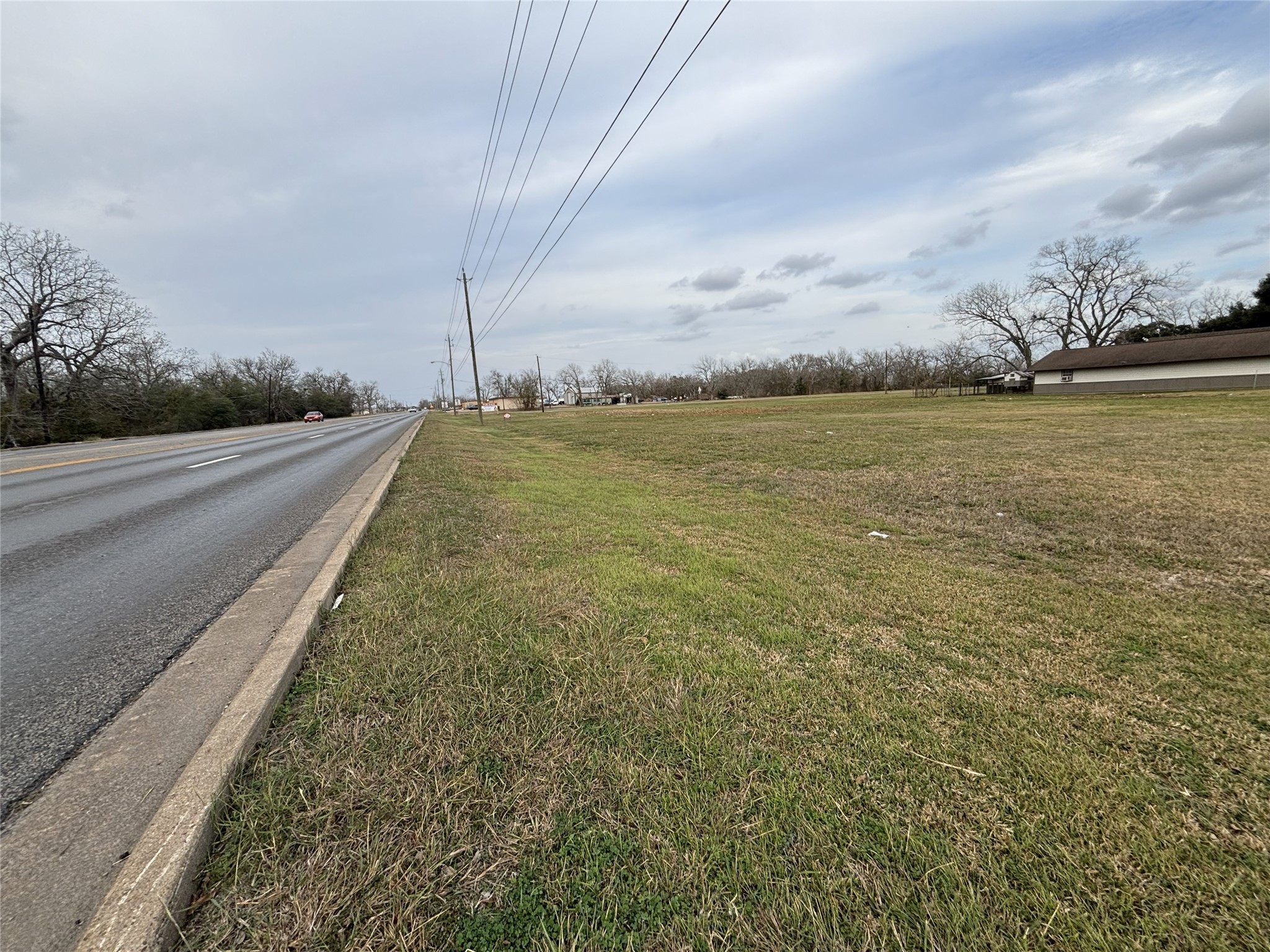 2802 N Richmond Property Photo 4
