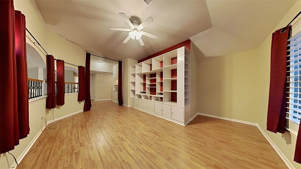 2114 Winding Hollow Drive Property Photo 22