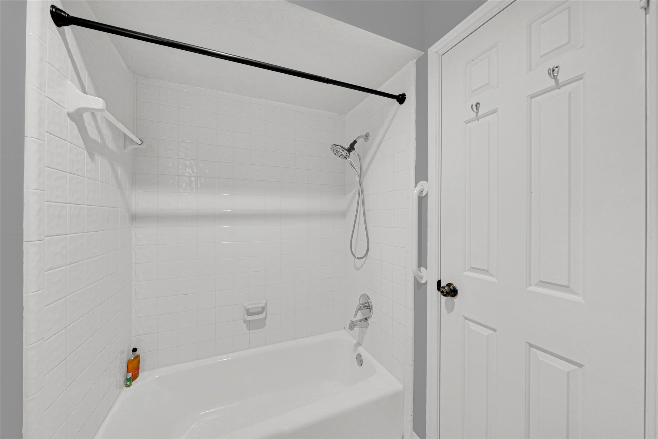 16111 Maplehurst Drive Property Photo 13