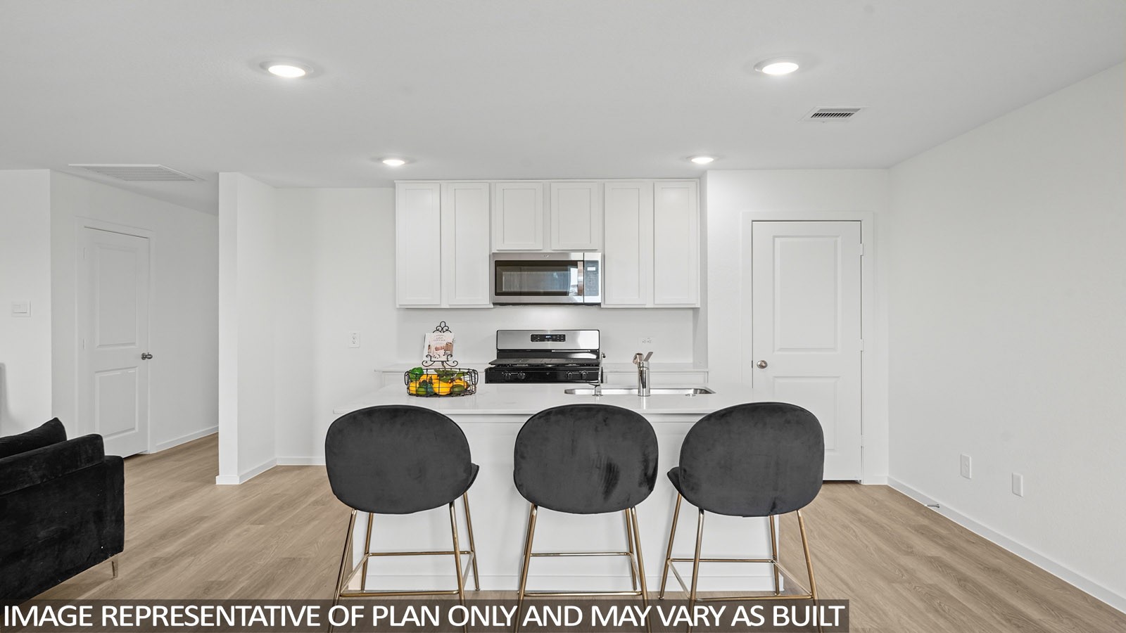 40431 Sunny Orchard Lane Property Photo 2