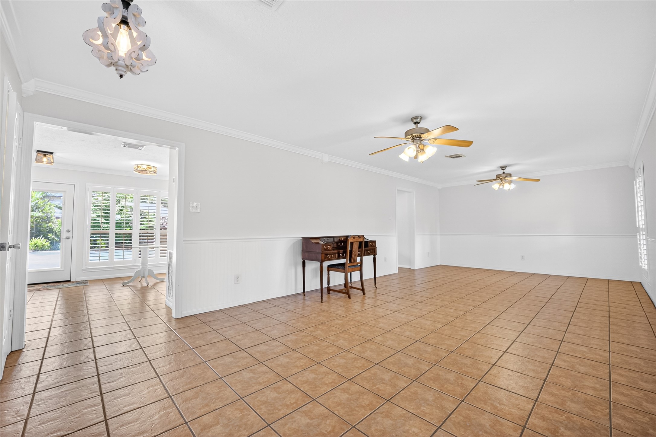 15806 Imperial Falls Court Property Photo 8