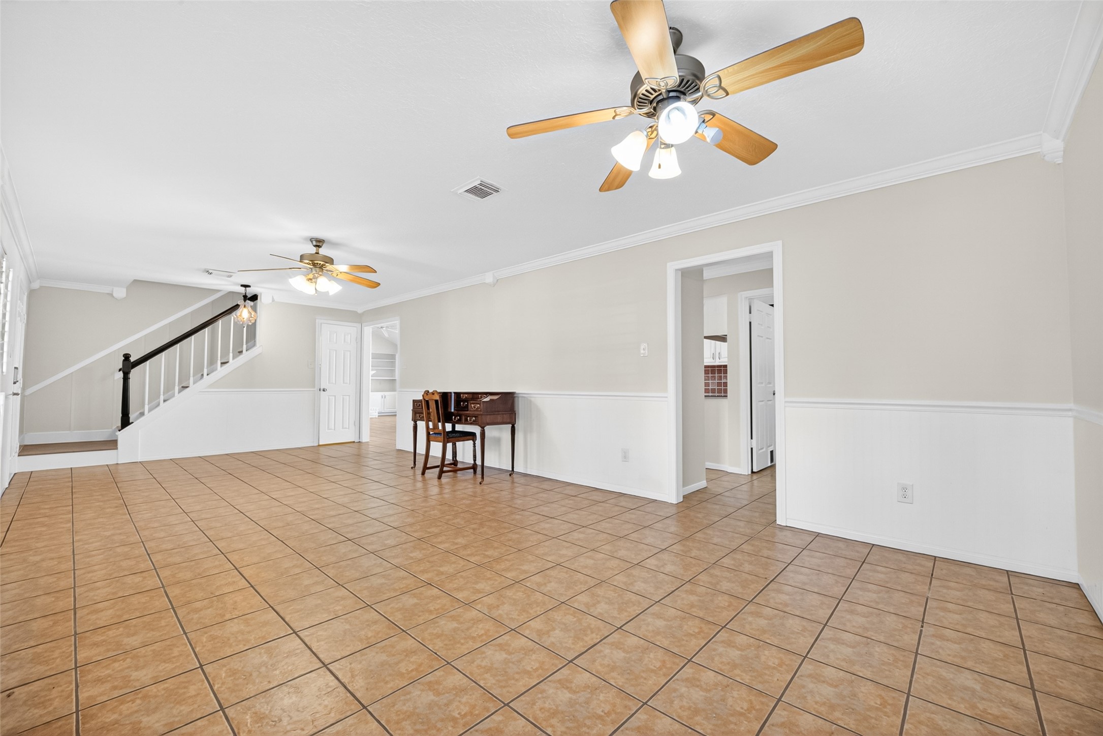 15806 Imperial Falls Court Property Photo 9