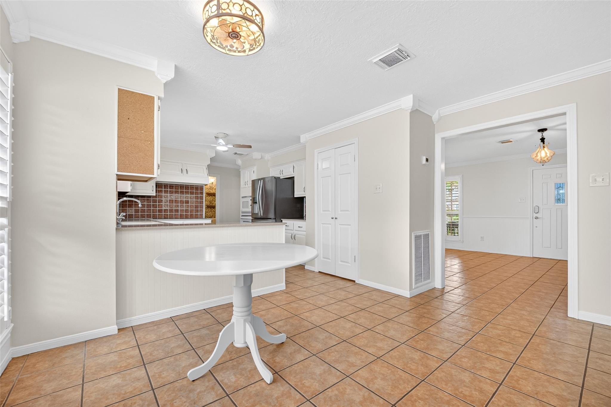 15806 Imperial Falls Court Property Photo 13