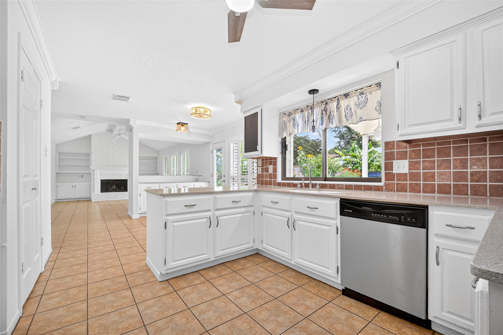 15806 Imperial Falls Court Property Photo 14