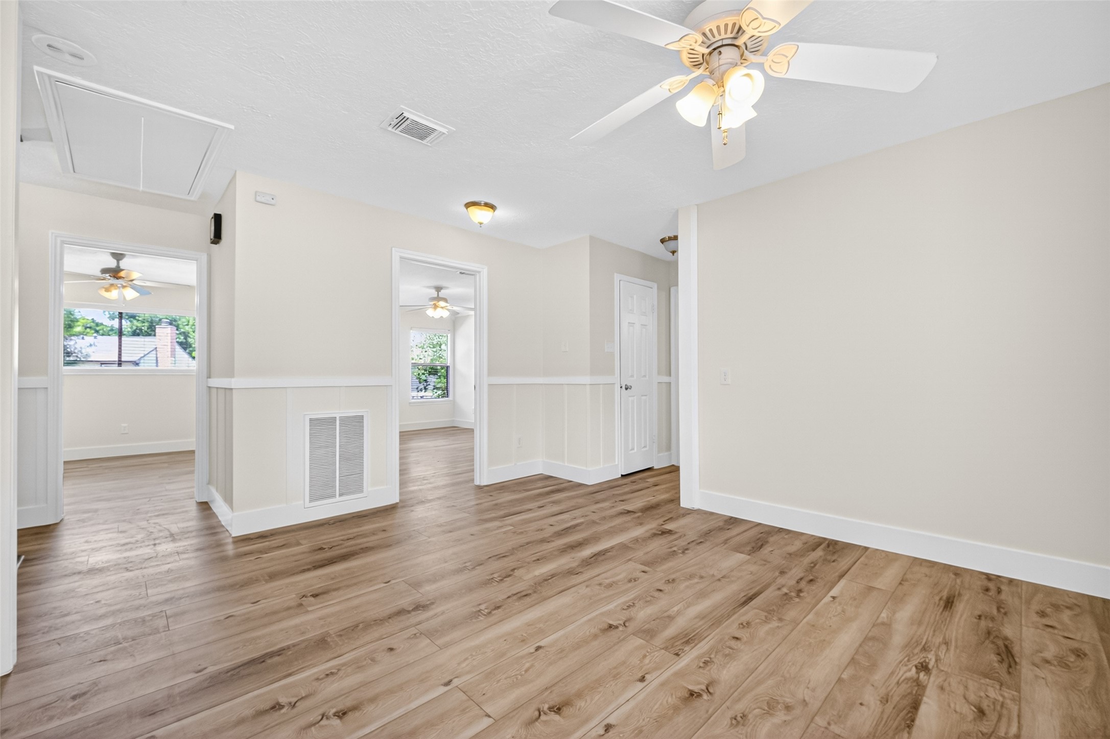 15806 Imperial Falls Court Property Photo 25