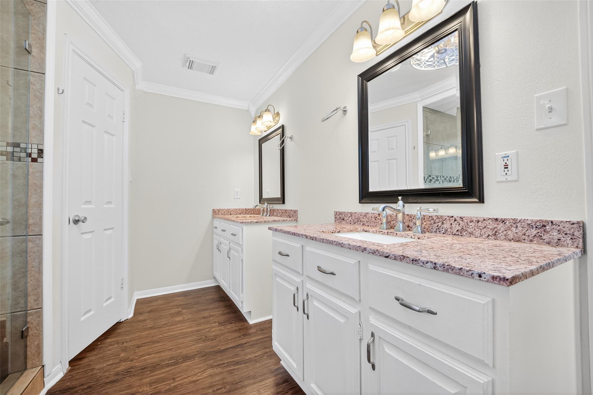 15806 Imperial Falls Court Property Photo 29