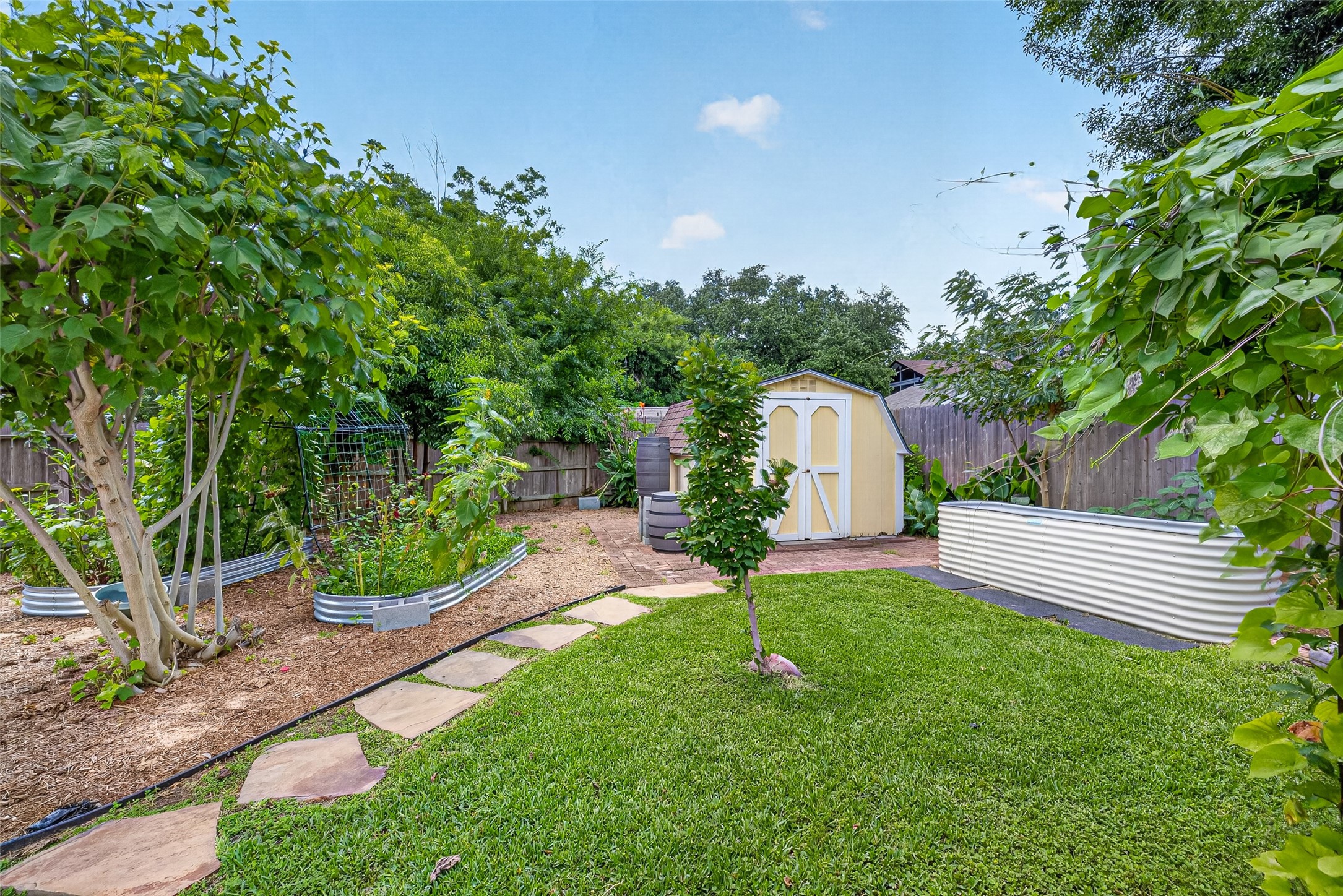 15806 Imperial Falls Court Property Photo 46