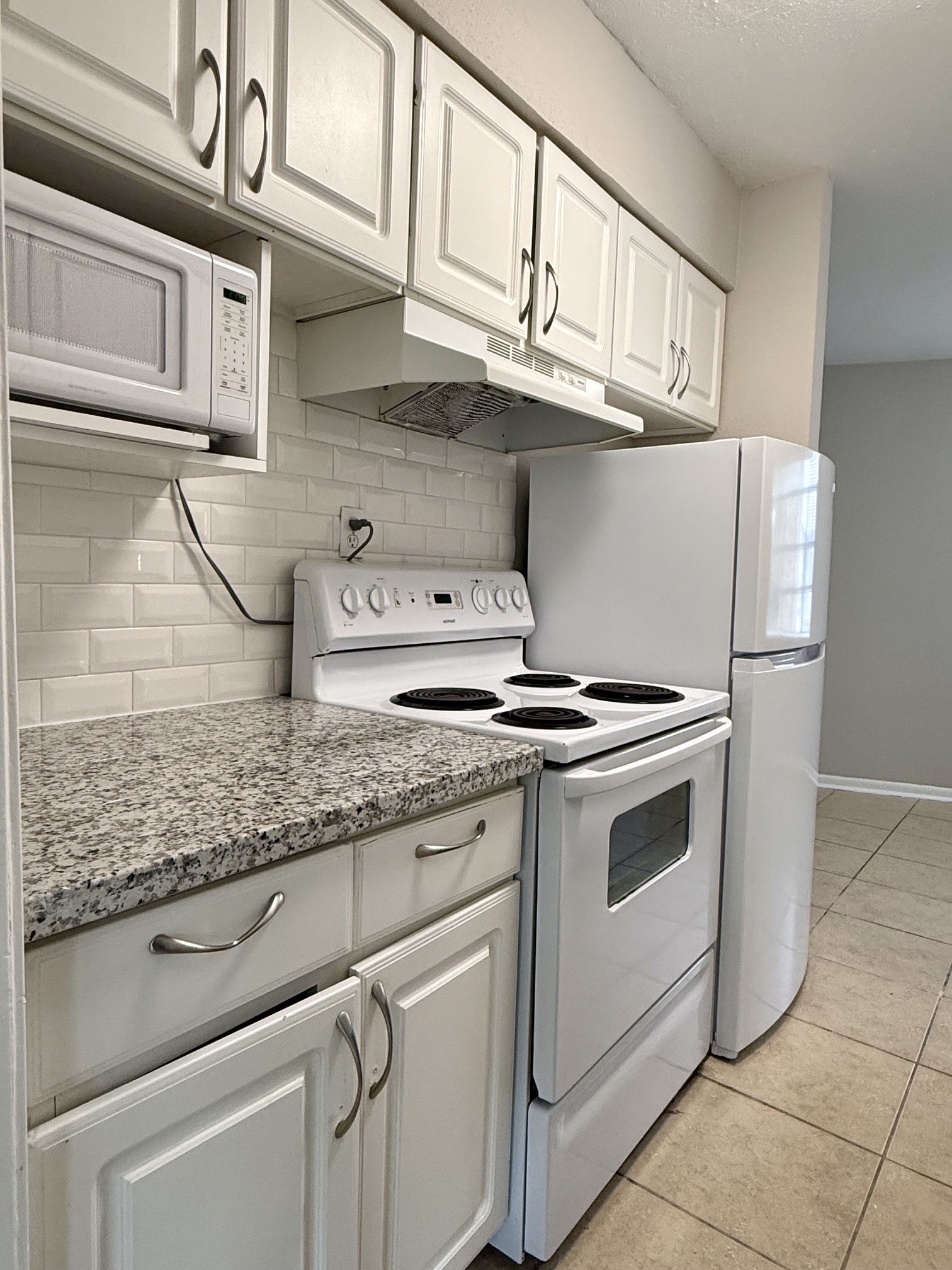 1518 Wirt Road 6 Property Photo 6