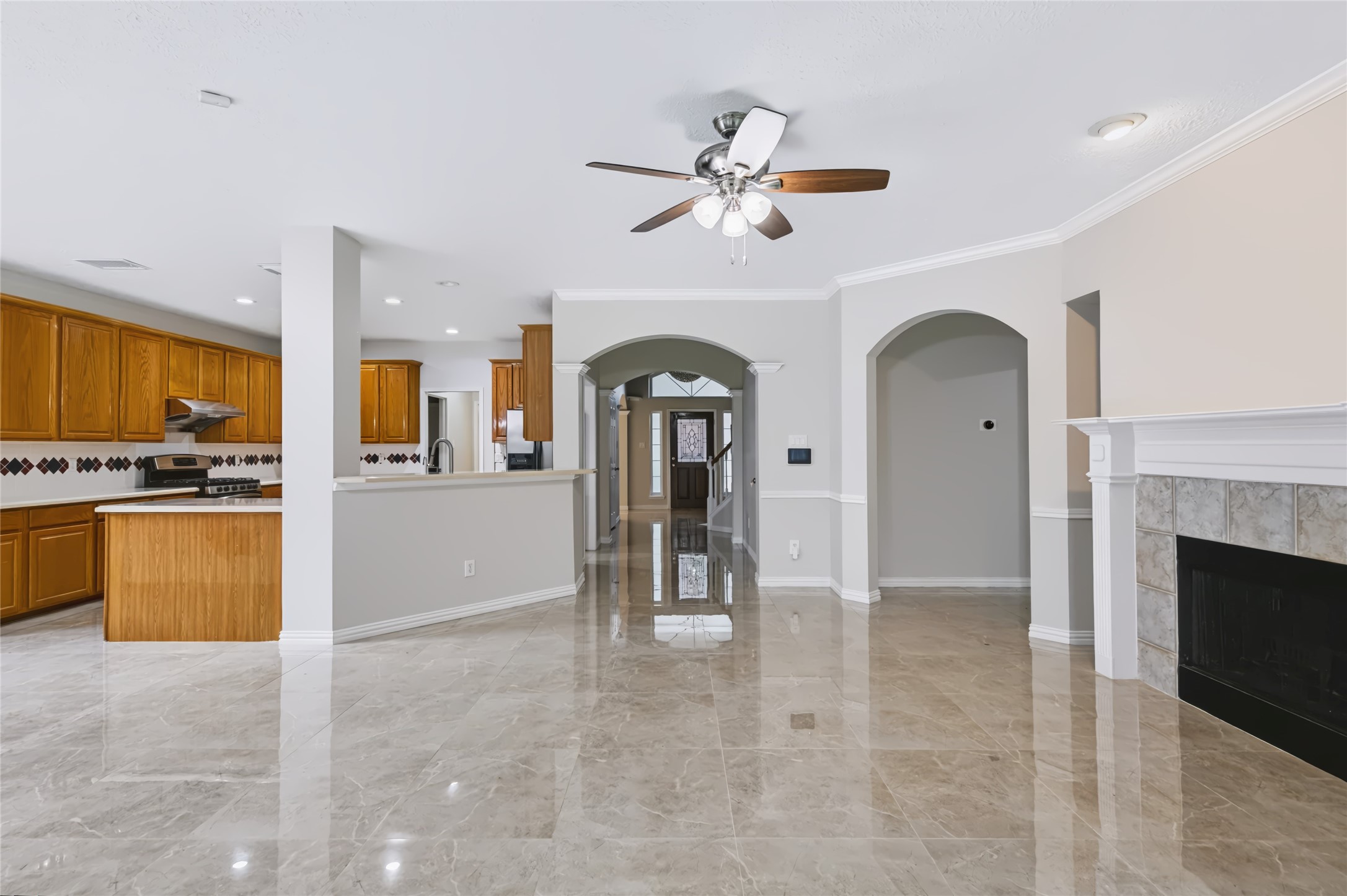 21515 Santa Clara Drive Property Photo 9