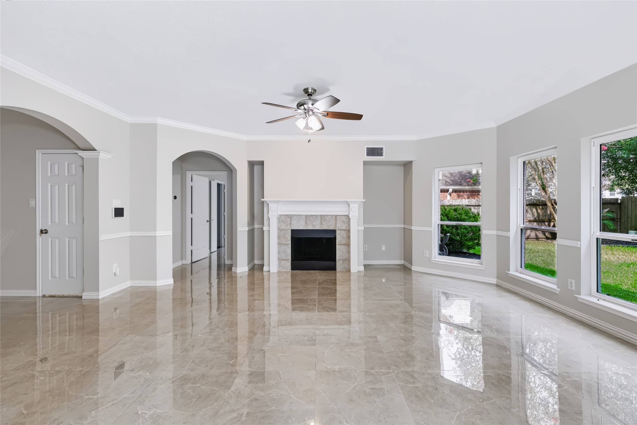 21515 Santa Clara Drive Property Photo 12