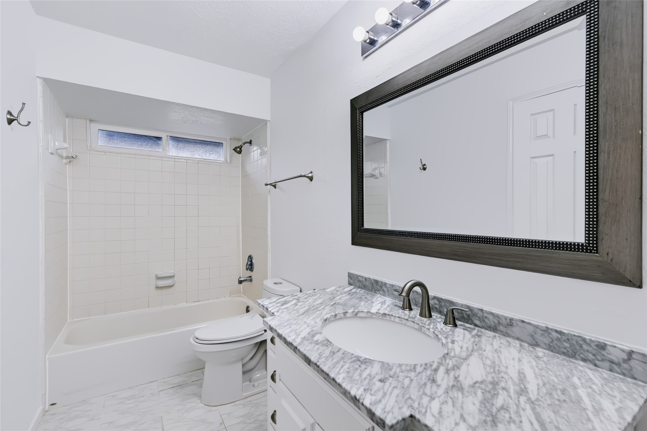 21515 Santa Clara Drive Property Photo 21