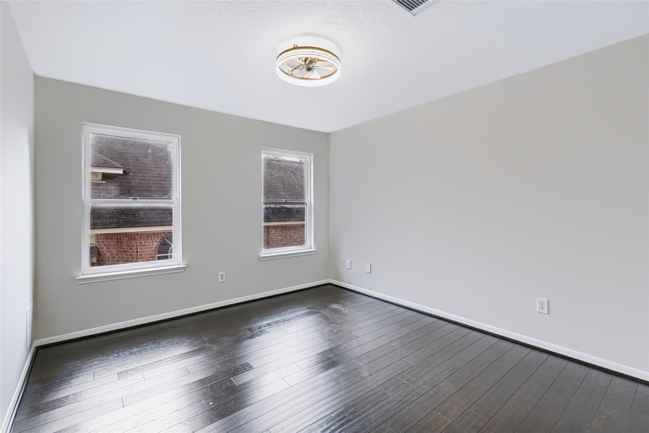 21515 Santa Clara Drive Property Photo 23